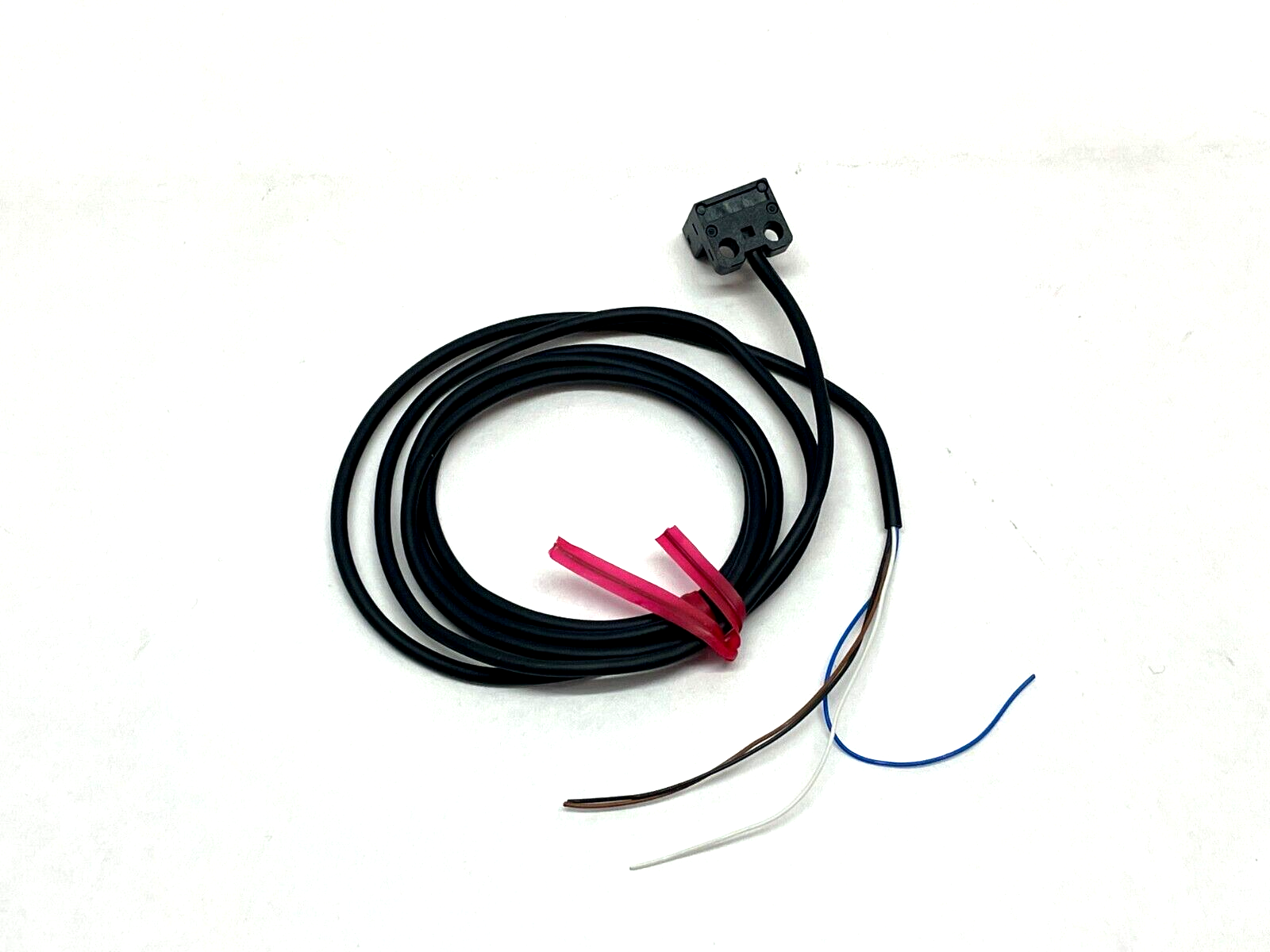 PM-L25-P | Panasonic U-shaped Micro Photoelectric Sensor 6mm Sensing Range - New – Open box - Maverick Industrial Sales