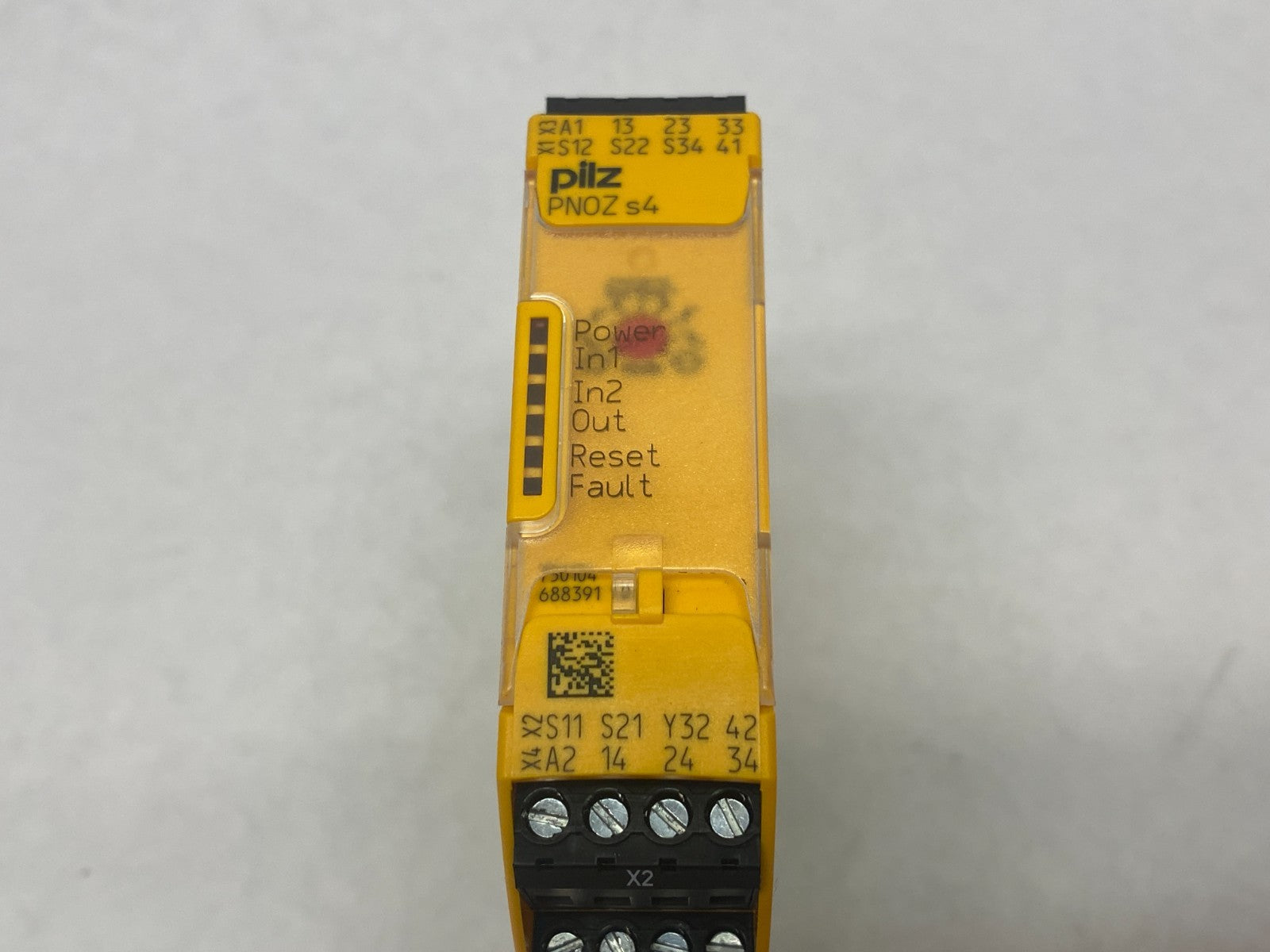 Pilz PNOZ s4 24VDC 3n/o 1n/c Standalone Sigma Safety Relay 750104 - Maverick Industrial Sales