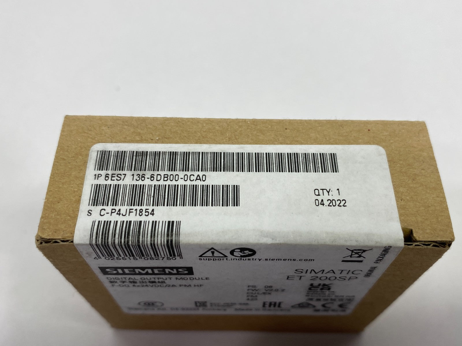 Siemens 6ES7136-6DB00-0CA0 SIMATIC ET 200SP Digital Output Module 4x24VDC/ 2A - Maverick Industrial Sales