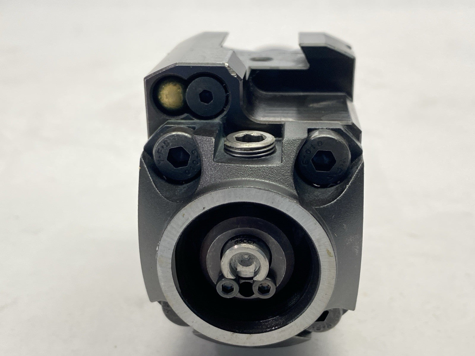 Kennametal DWG6097162IR02 Tool Holder 3613544 843409/3505868-1 - Maverick Industrial Sales