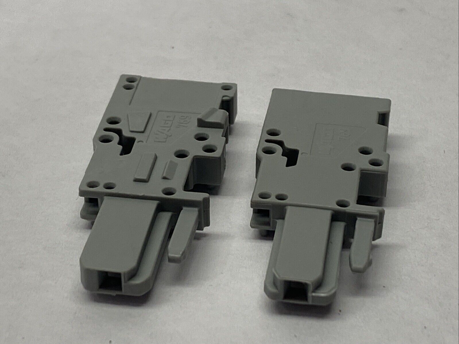 Wago 769-502 Center Module For 1-Conductor Female Connector LOT OF 2 - Maverick Industrial Sales