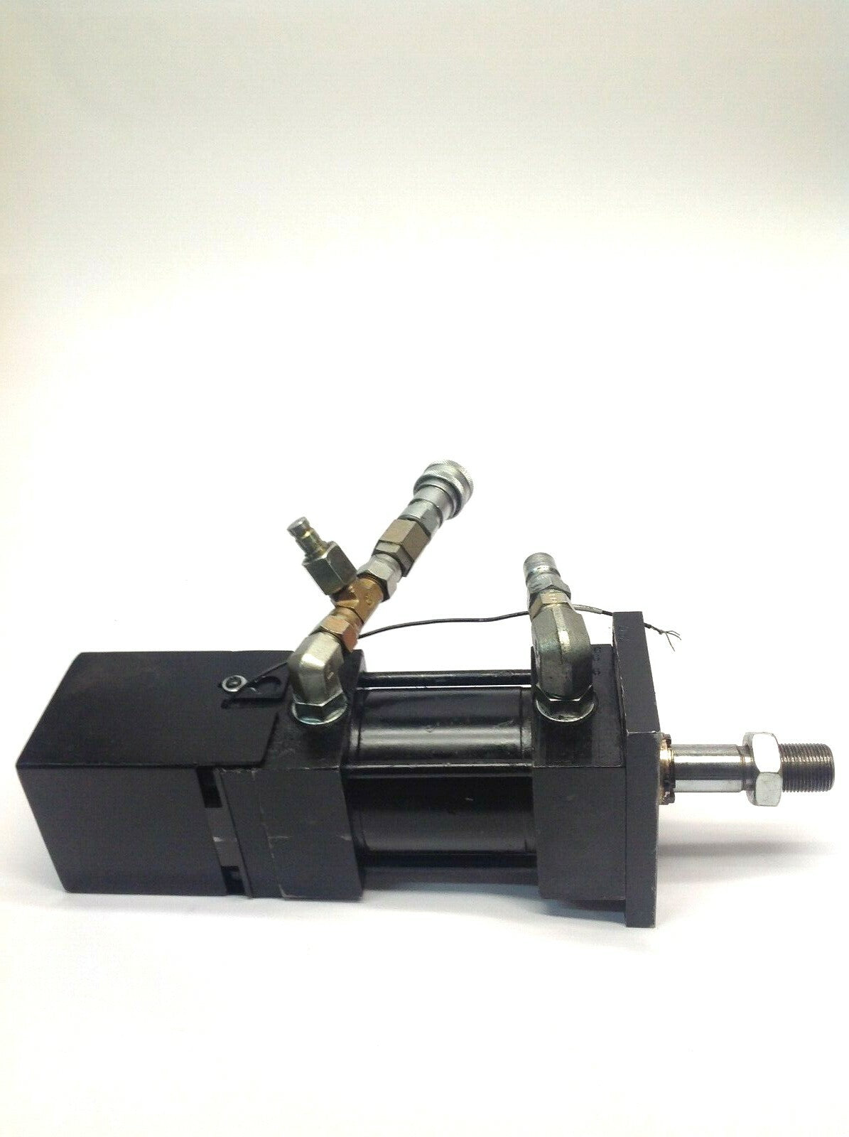 Parker 03.25 KJ3L LTS13A13A 2.500 Hydraulic Cylinder 1300 psi - Maverick Industrial Sales