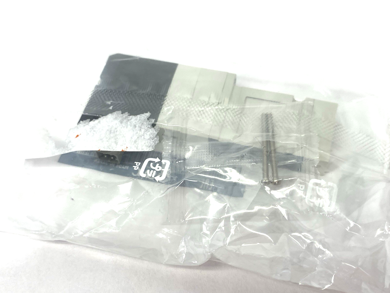 SMC SV1100-5FU Plug-In SIngle Solenoid Valve 5-Port - Maverick Industrial Sales