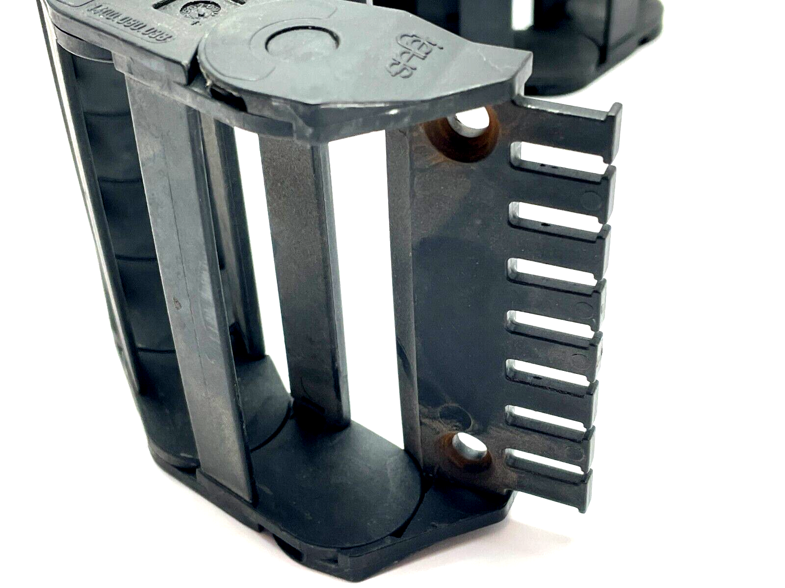 Igus 1400-080-038 Energy Chain Assembly 2-1/2 ft Length - Maverick Industrial Sales