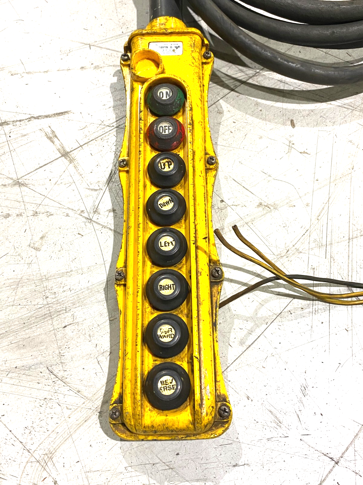 Magnetek SBPN-8-WH Pendant Control Station 8-Button, 6-Single Speed Buttons - Maverick Industrial Sales