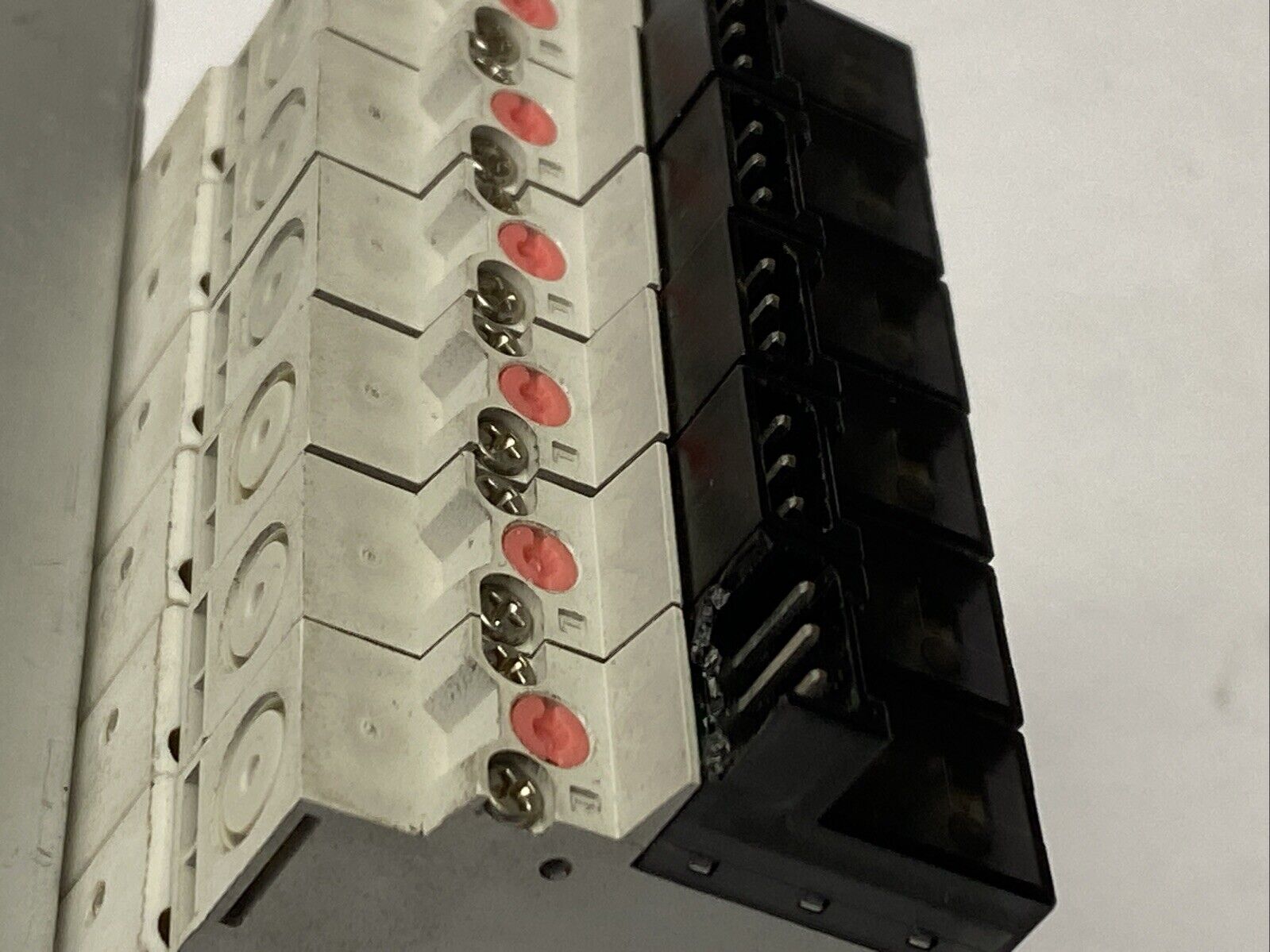 Humphrey HGF10M8AMG Pneumatic Manifold w/ 6x HGF10T1G-80-PS Solenoid Valves - Maverick Industrial Sales