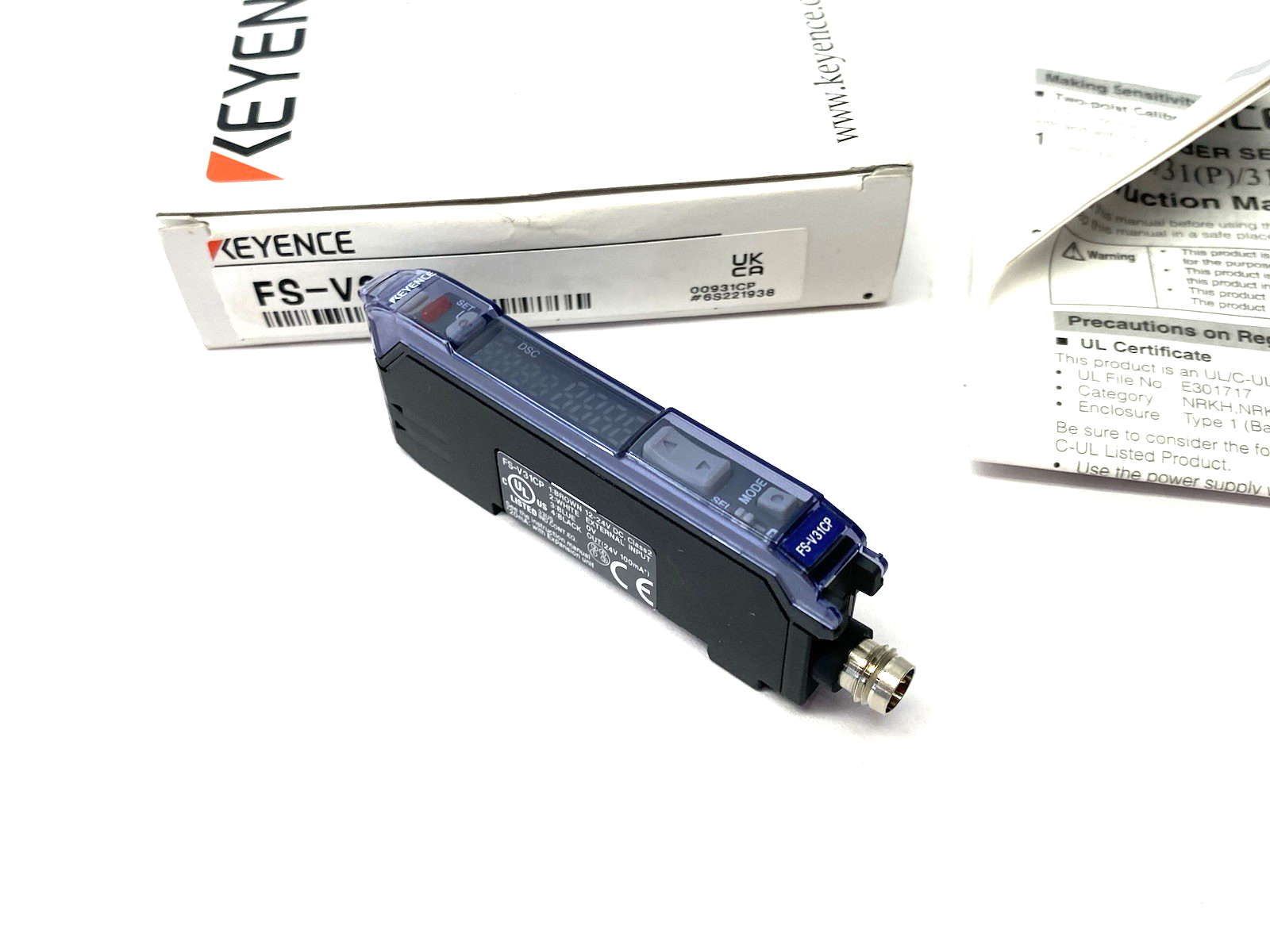 Keyence FS-V31CP Fiber Amplifier Main Unit, M8 Connector Type - Maverick Industrial Sales