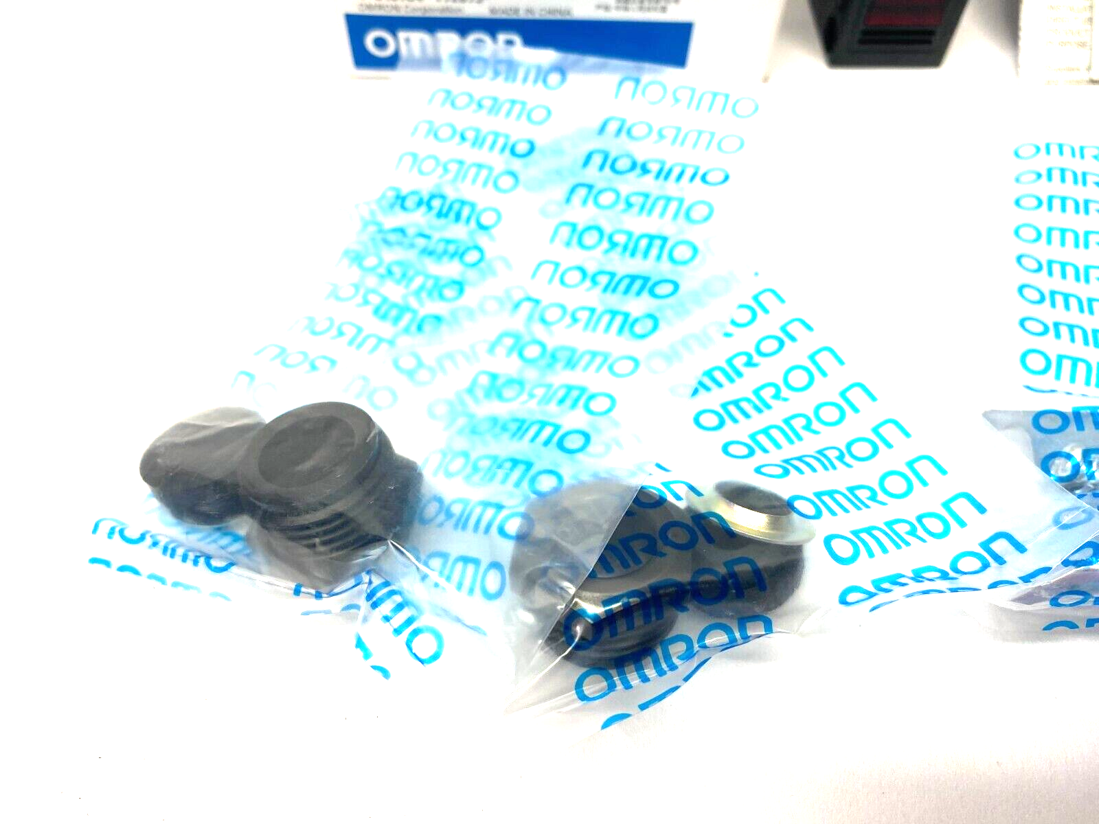 Omron E3JM-10L-NN Through-Beam Photoelectric Switch Sending Unit 24-240VAC - Maverick Industrial Sales