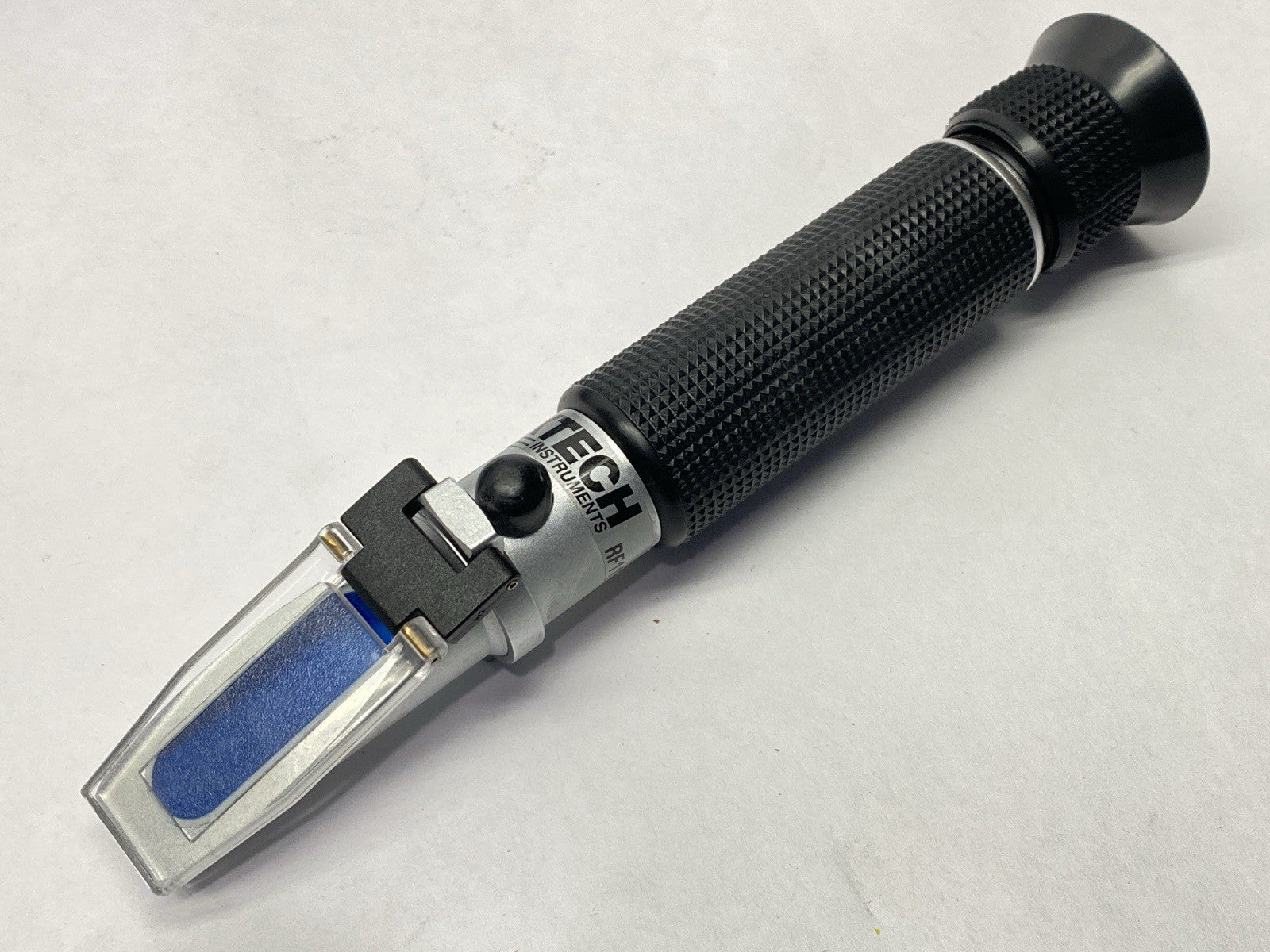 RF11 | Extech Portable Sucrose 0-10% Brix Refractometer - Used - Maverick Industrial Sales