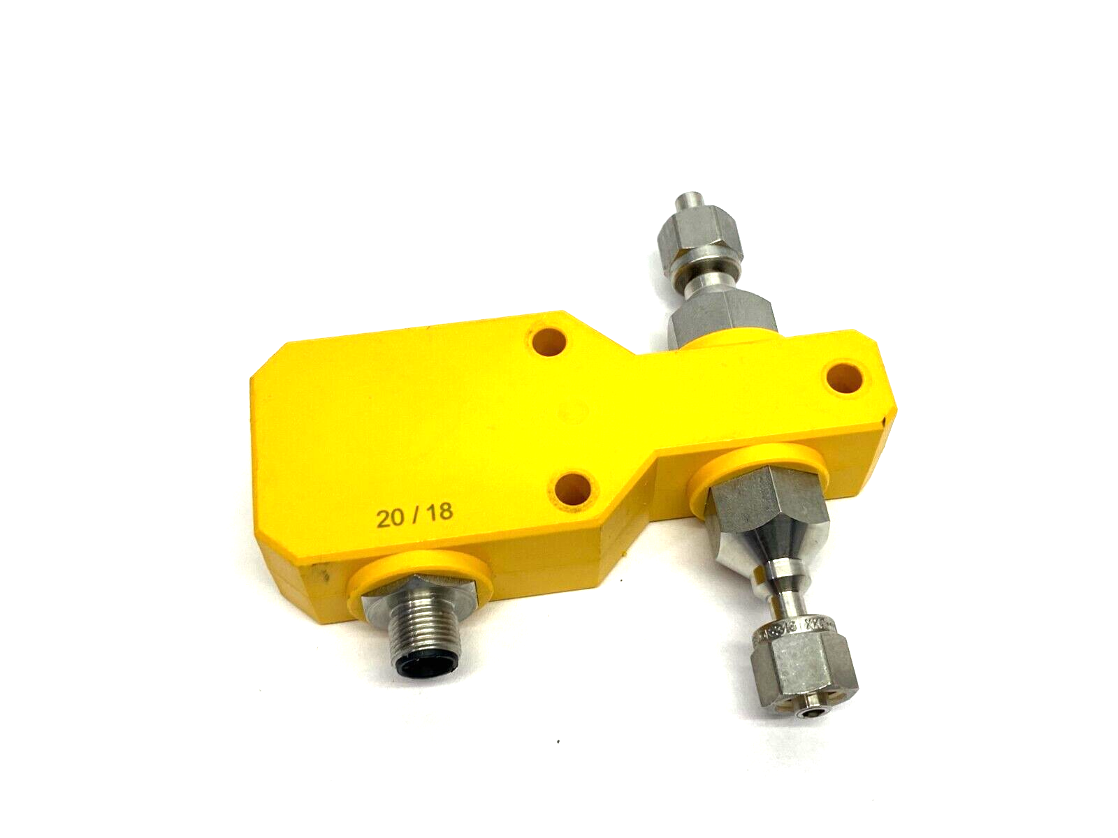 Turck FCI-1/4TCD04A4P-AP8X-H1141 Flow Monitoring Inline Sensor 6870823 - Used - Maverick Industrial Sales