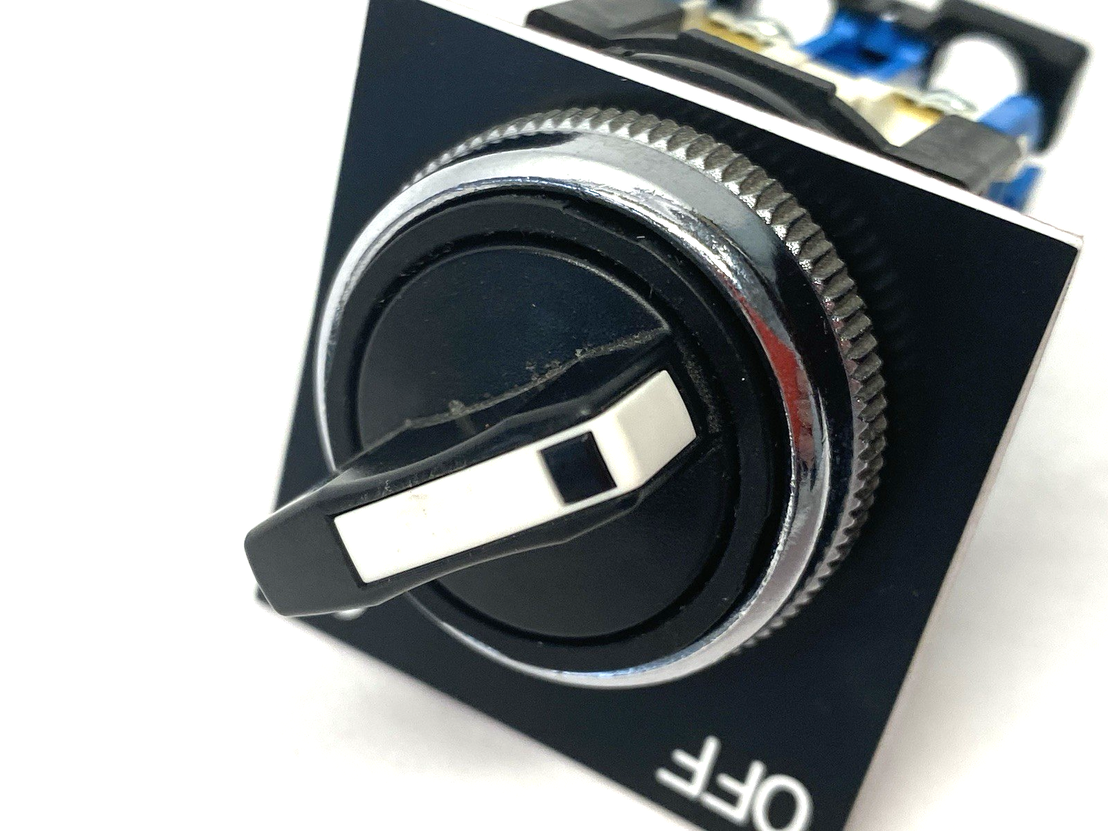 Fuji Electric AR30PR-2 2-Position Selector Switch, Maintained, Non-Illuminated - Maverick Industrial Sales