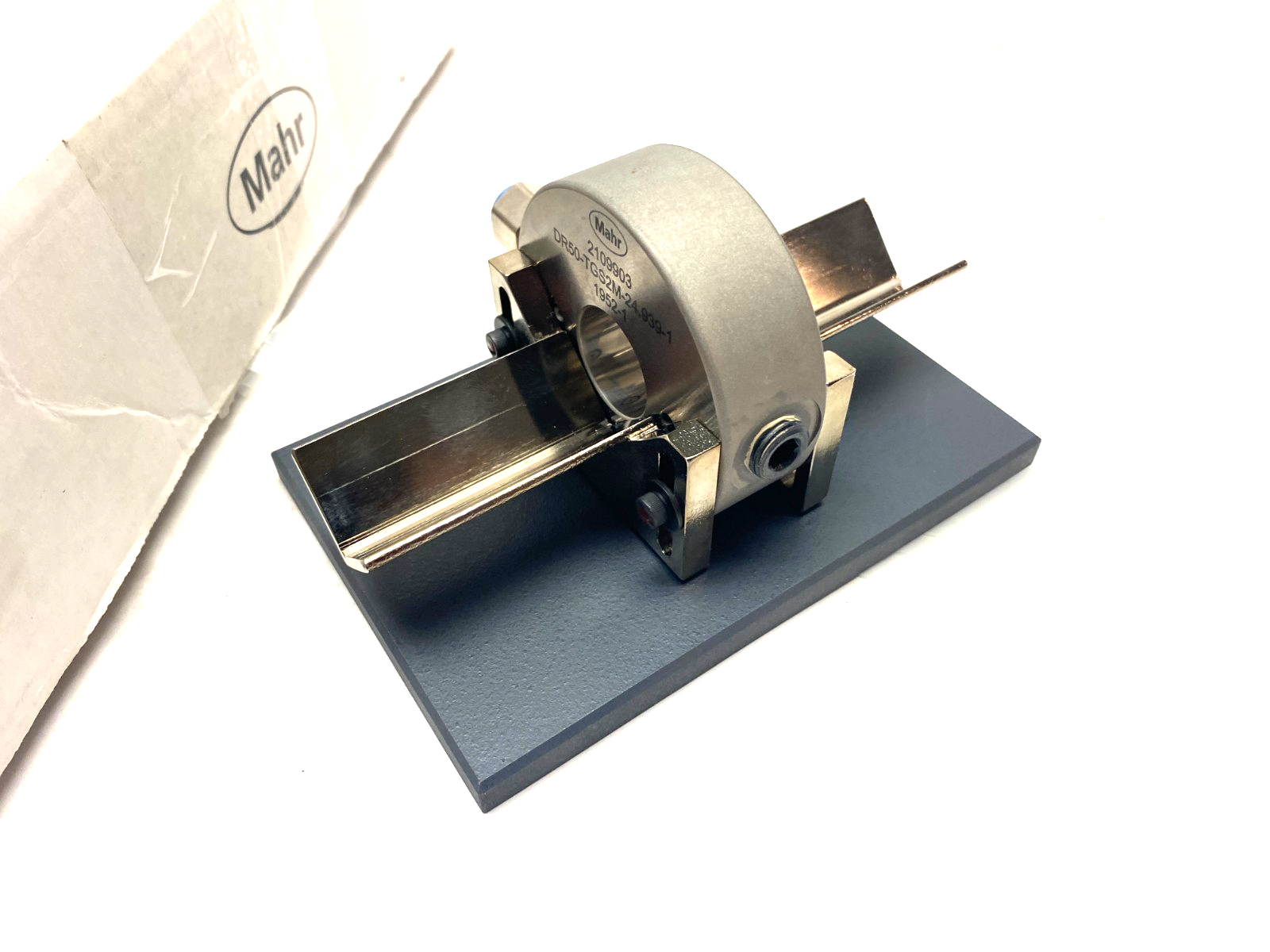 Mahr 2109903 Dimensionair Air Ring Gauge 2-Jet DR50-TGS2M-24.939-1 w/ Base Plate - Maverick Industrial Sales