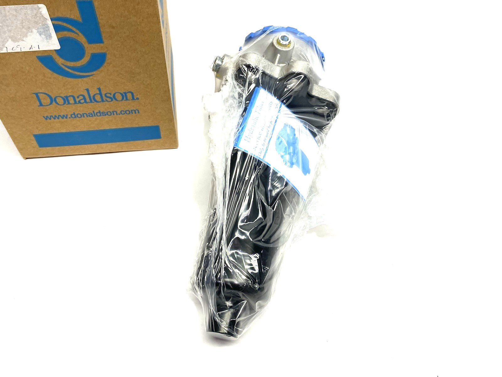 K030319 | Donaldson Hydraulic Filter Assembly, 3/4-16 UN Inlet Size, 20mm Outlet - New – Open box - Maverick Industrial Sales