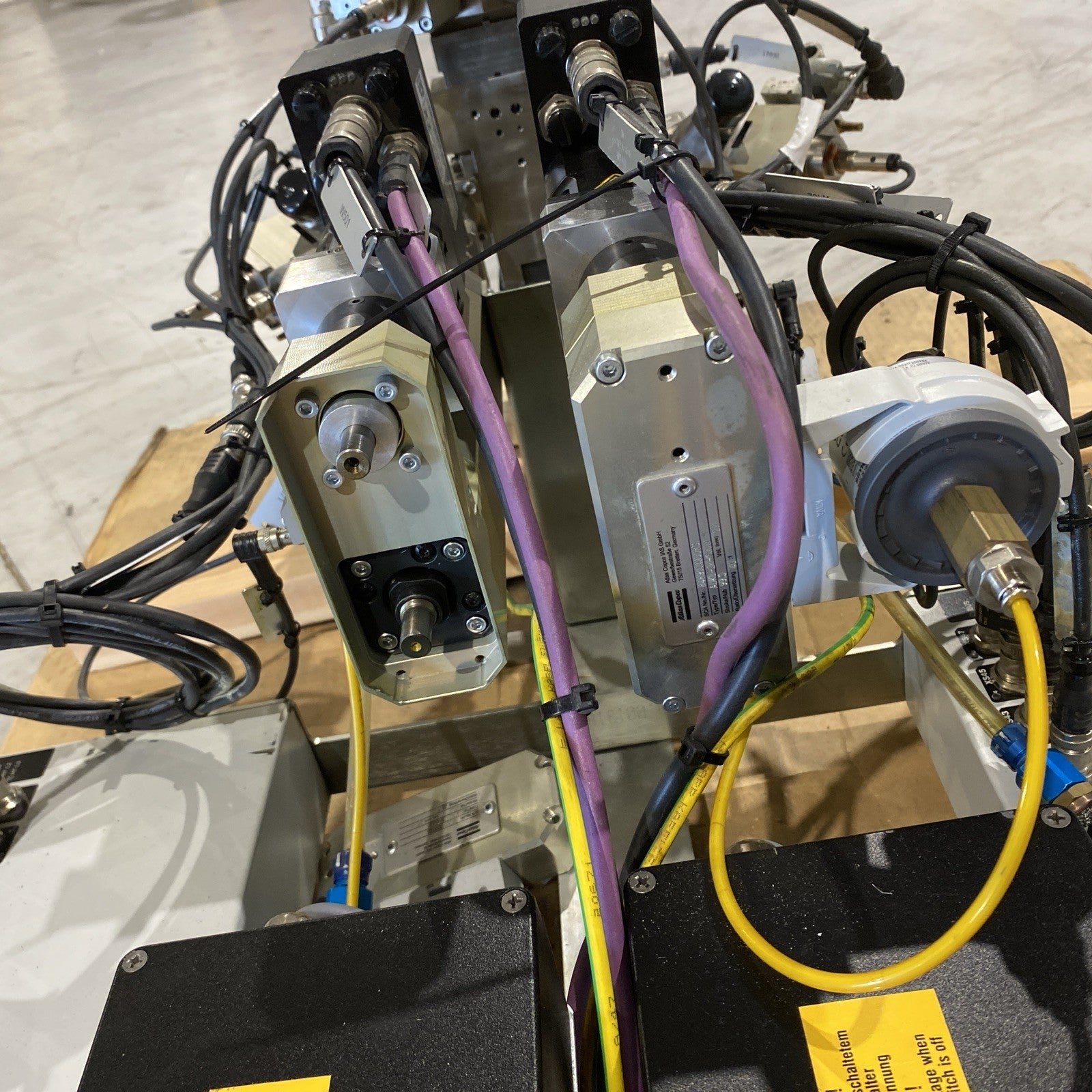 Atlas Copco 84890.000085 Tandem Meter, Needs Repair See Description - Maverick Industrial Sales