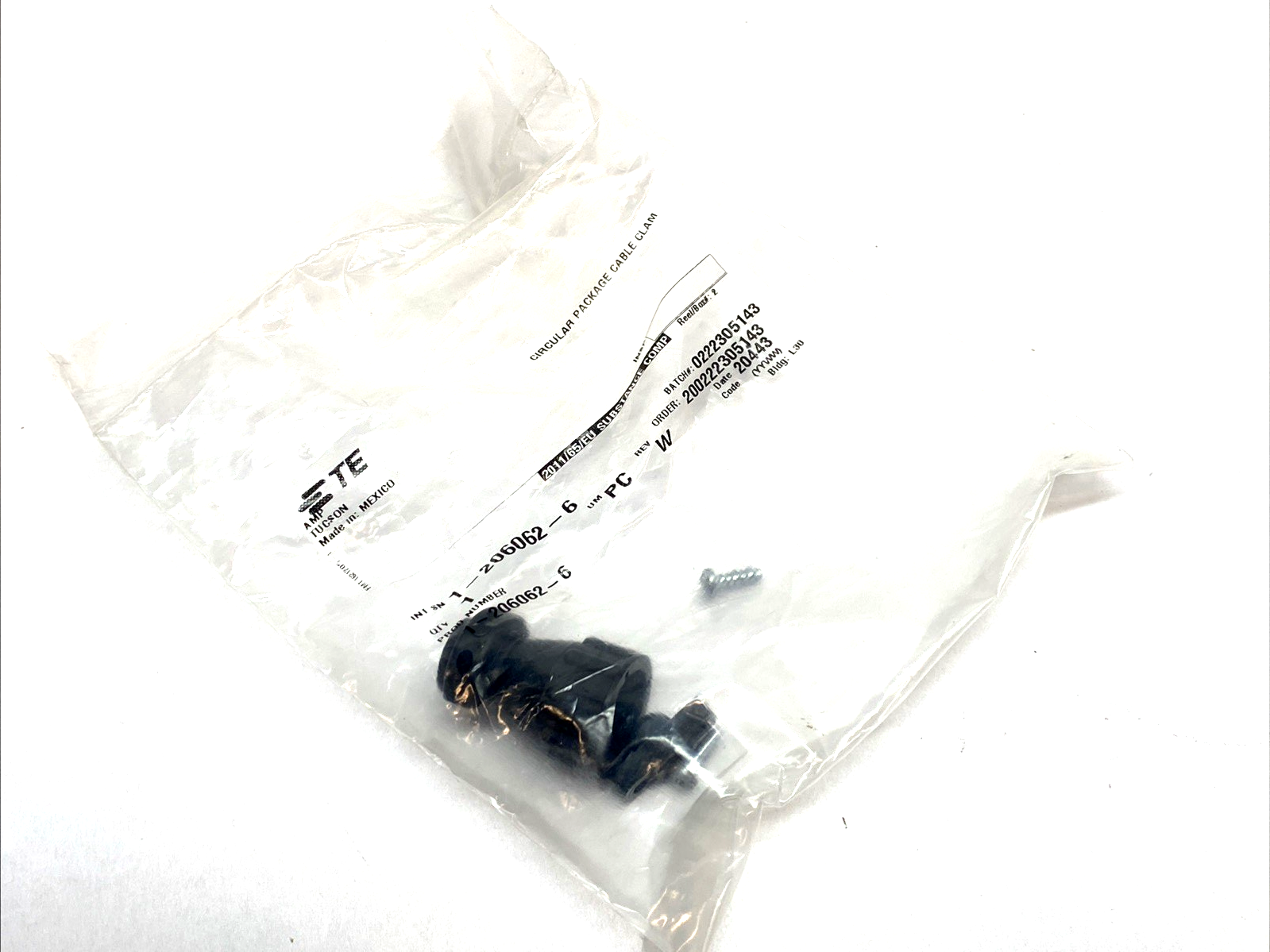 TE Connectivity 1-206062-6 AMP CPC Cable Clamp Kit Size 11 Straight LOT OF 2 - Maverick Industrial Sales