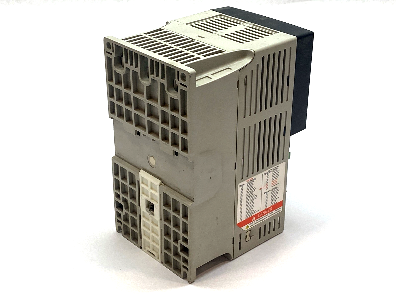 22A-D6P0N104 | Allen Bradley Ser A PowerFlex AC Drive 4 2.2kW 3HP NO COVER - For parts or not working - Maverick Industrial Sales