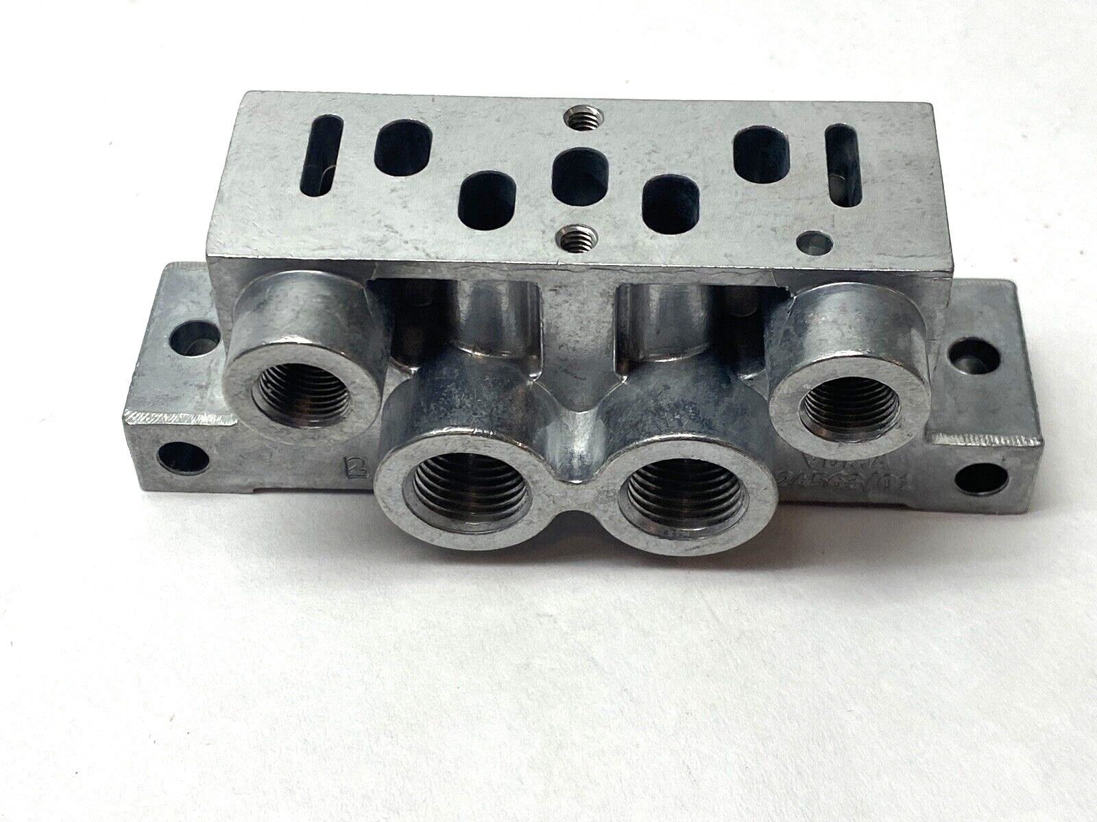 Festo 161109 Individual Sub-Base Pneumatic Manifold NAS-1/4-01-VDMA - Maverick Industrial Sales