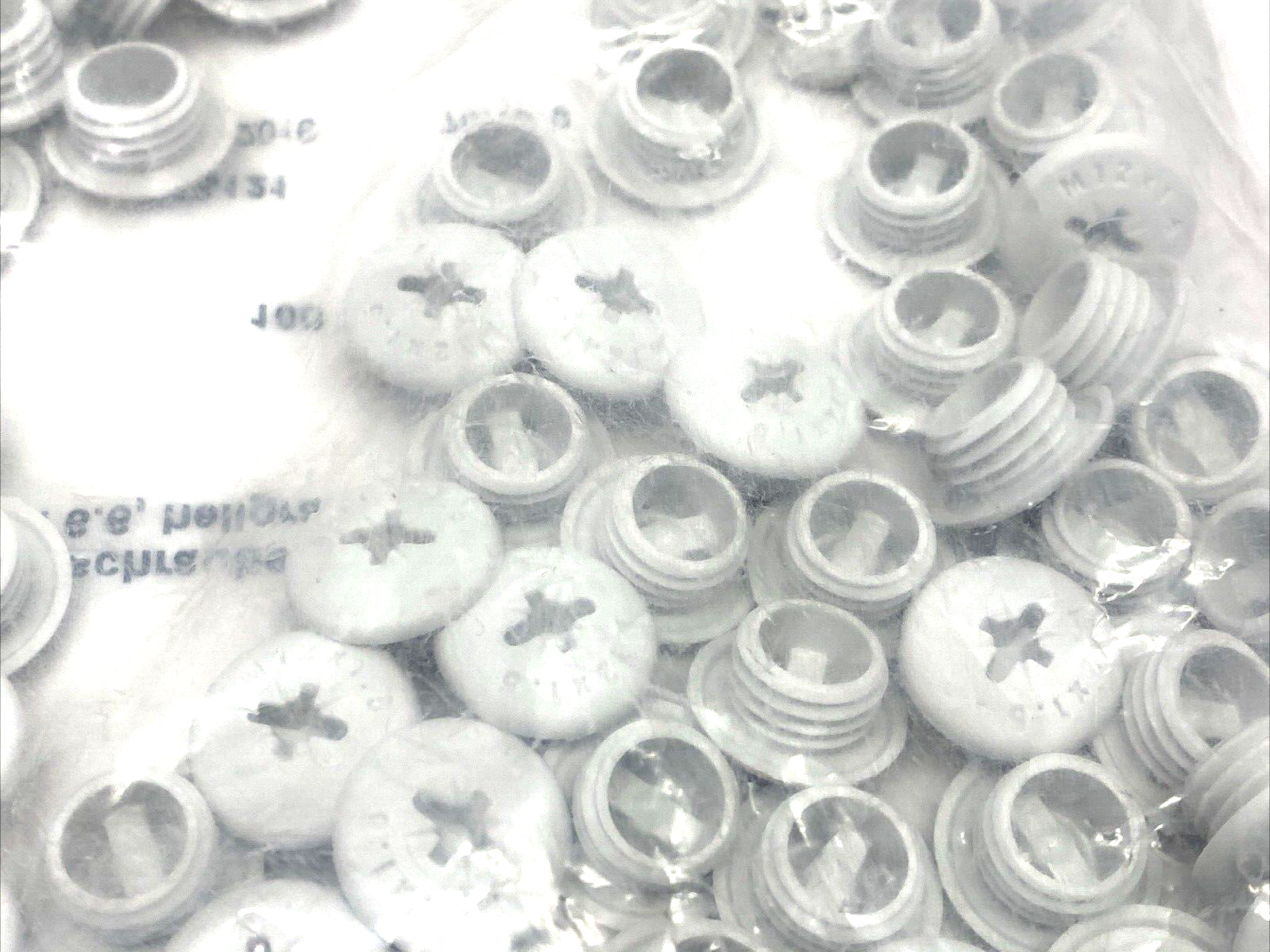 MVS121 Plug Screw M12x1.5 polymide 6.6 RAL7035, Light Gray, 100-PACK - Maverick Industrial Sales