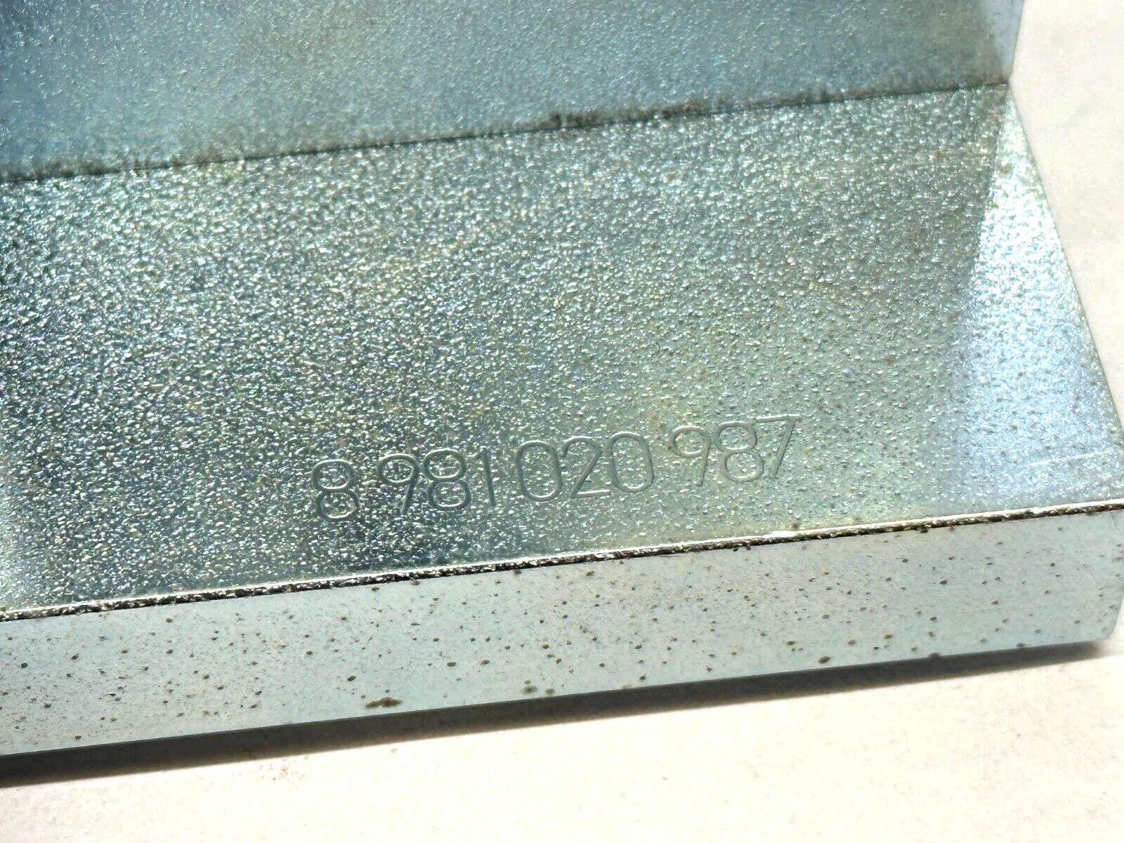 Bosch Rexroth 8981020987 Base Plate w/ 898102-1000 Pad Guide - Maverick Industrial Sales
