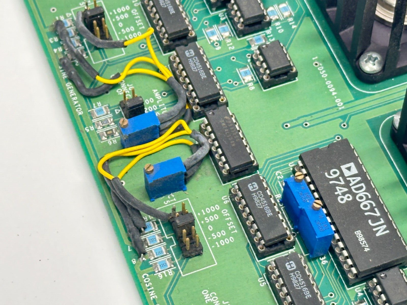 1-CD50-0094-001 PCB 1-CD50-0094-000-X1 w/ 2x AD667JN 9748 - Maverick Industrial Sales