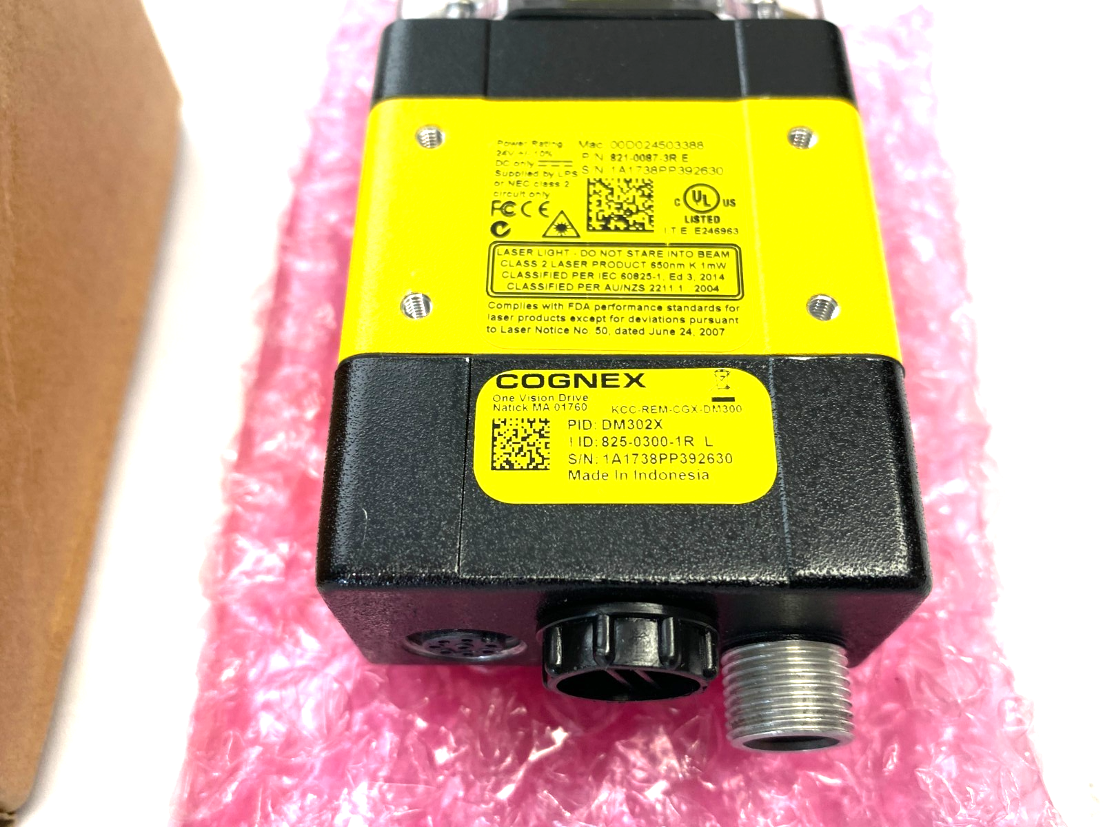 Cognex DMR-302X-00 Barcode Reader 828-0369-1R w/ 820-0290-1R Diff. LED Lens - Maverick Industrial Sales