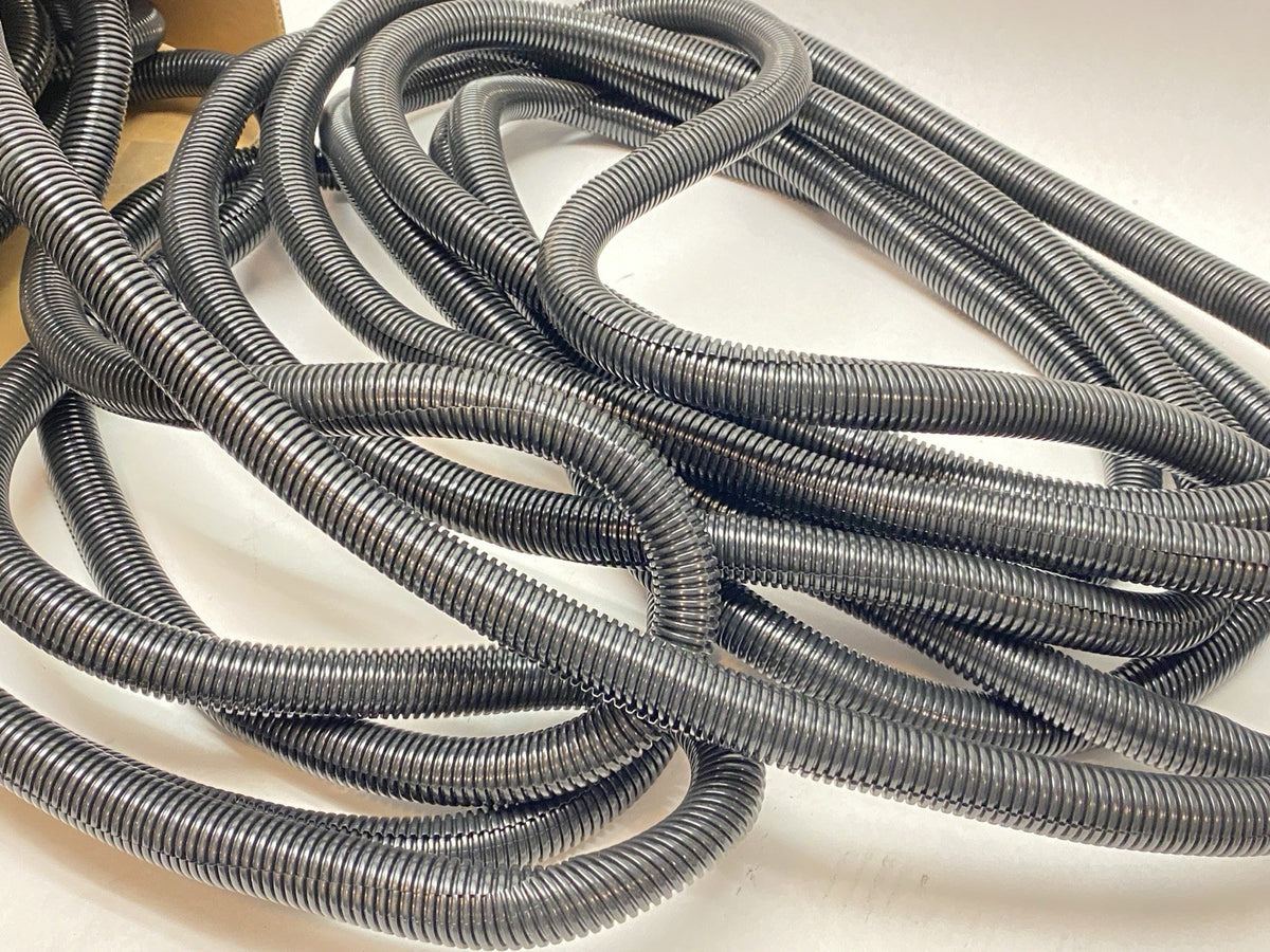 /LOOM-3/4"-100FT | Black Slit Loom 100' Roll - New – Open box - Maverick Industrial Sales