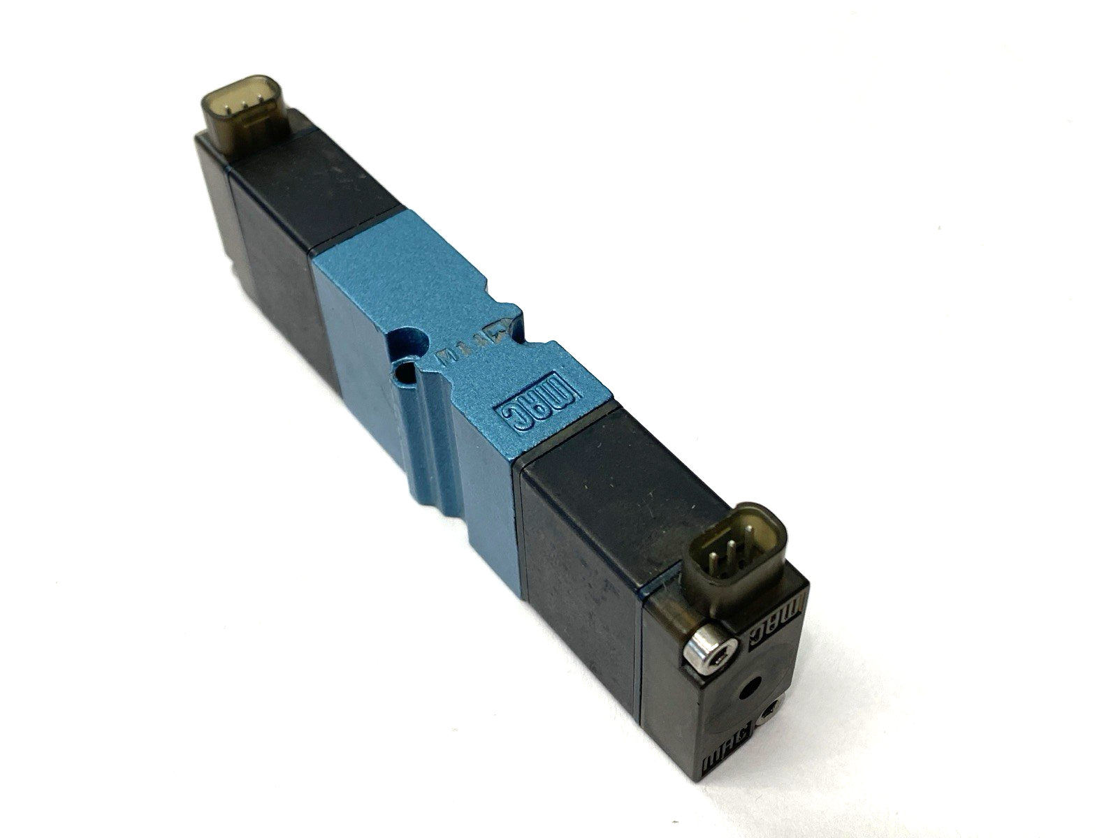 MAC Valves Double Pneumatic Solenoid Valve 24VDC 9.6W 120PSI - Maverick Industrial Sales