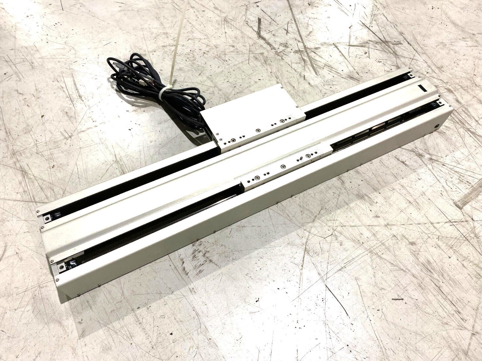 Yaskawa D030301 MTR SGLF Series Iron-Core Coil Linear Actuator and Magnet Track - Maverick Industrial Sales