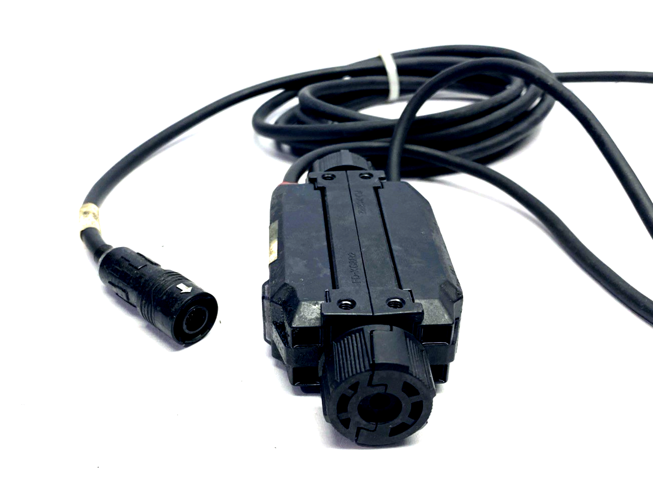 Keyence FD-XS8 Micro Flow Sensor 8 L/min w/ FD-XC8R2 Clamp Set 5.9mm - 6.9mm - Maverick Industrial Sales