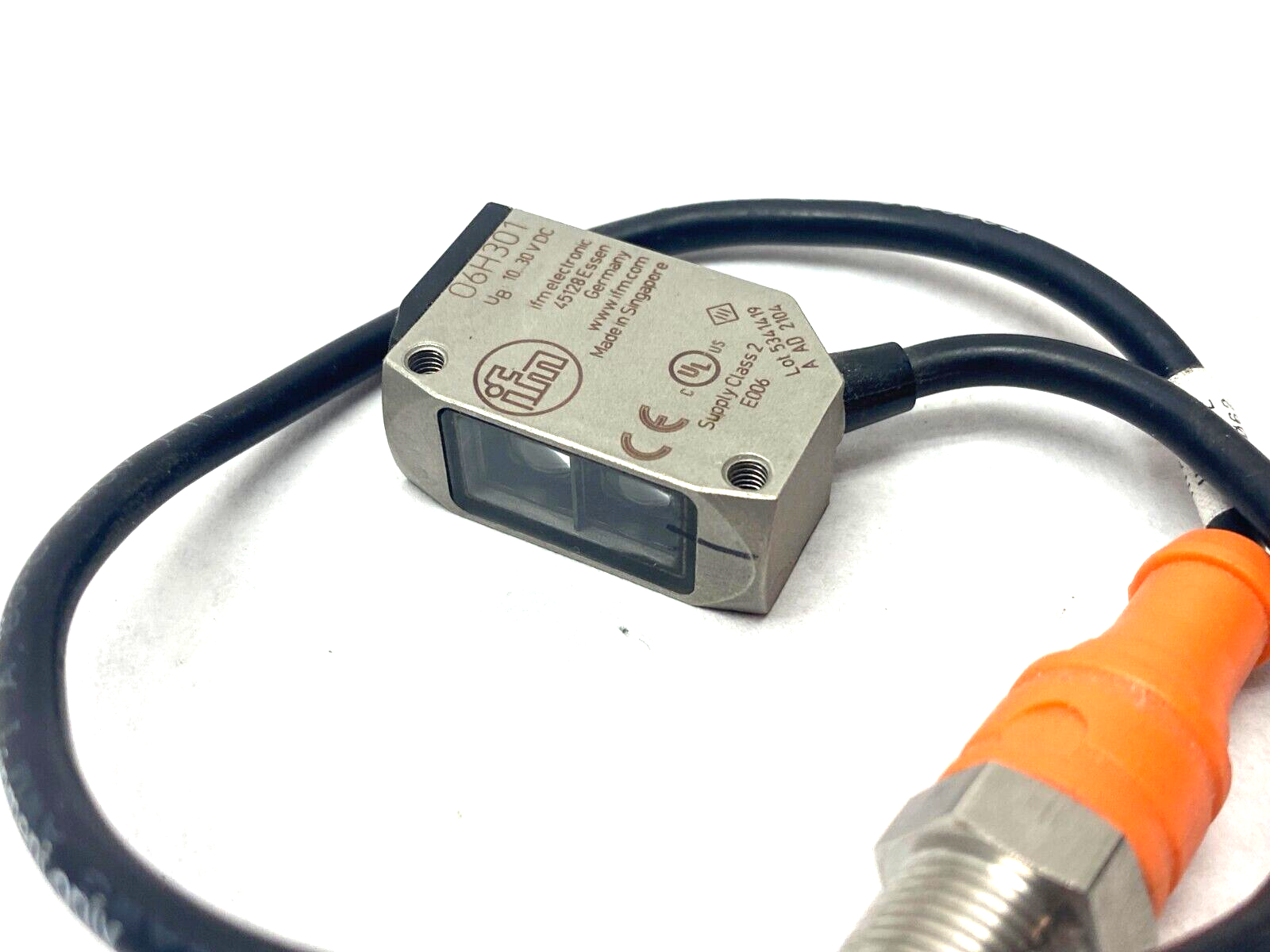 Ifm O6H301 Diffuse Reflection Sensor w/ Background Suppression O6H-FPKG/0,30m/US - Maverick Industrial Sales
