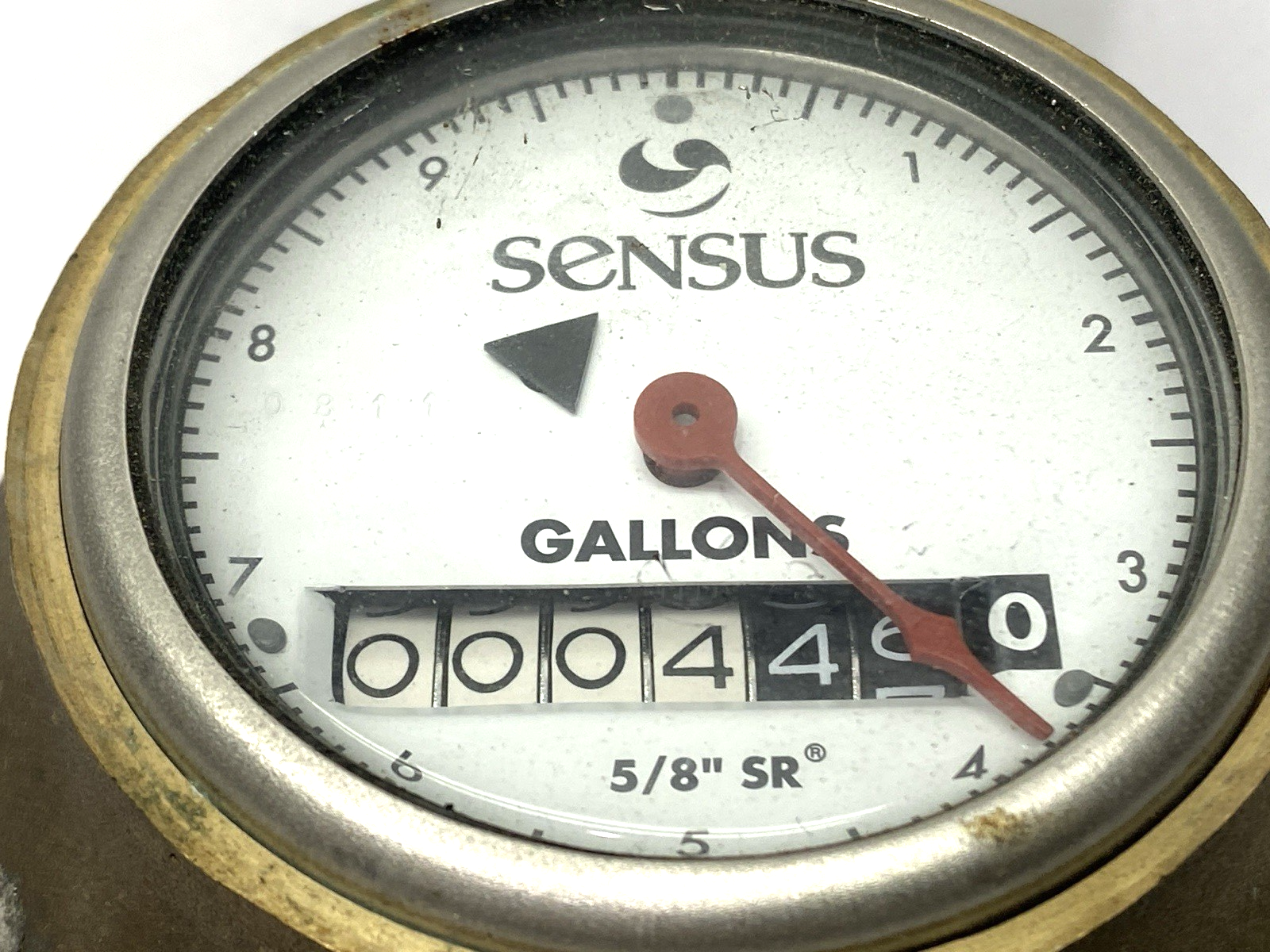 5/8" SR | Sensus Brass Body Water Meter - Used - Maverick Industrial Sales