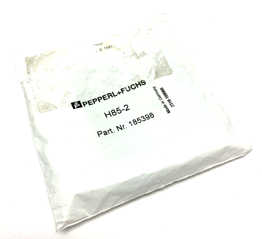 Pepperl+Fuchs REF-H85-2 Light Reflector 84.5mm x 84.5mm 185398 - Maverick Industrial Sales