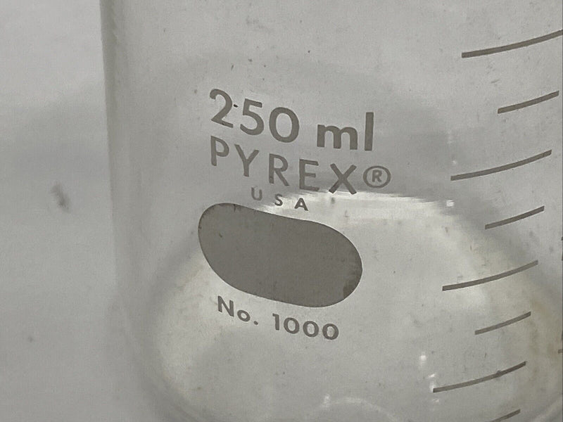 Pyrex 1000-250 Griffin Low Form 250mL Beaker Double Scale Graduated - Maverick Industrial Sales