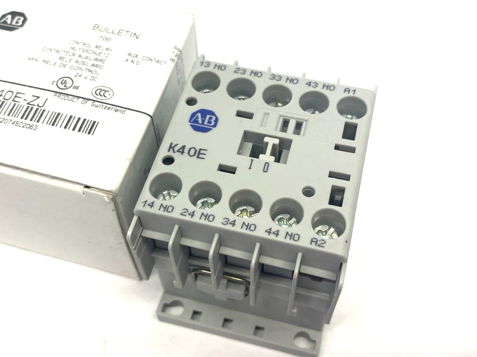 700-K40E-ZJ | Allen Bradley Ser. B Miniature Contactor IEC Control Relay 4 N.O. - New – Open box - Maverick Industrial Sales