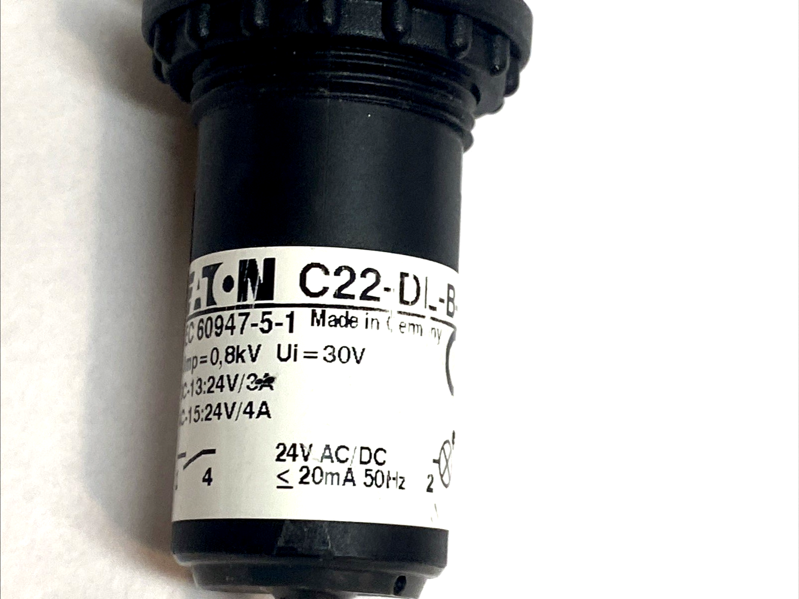 C22-DL-B-K10-24-P31 | Eaton Compact 22.5mm Pushbutton Blue Male M8 4-Pin - Used - Maverick Industrial Sales