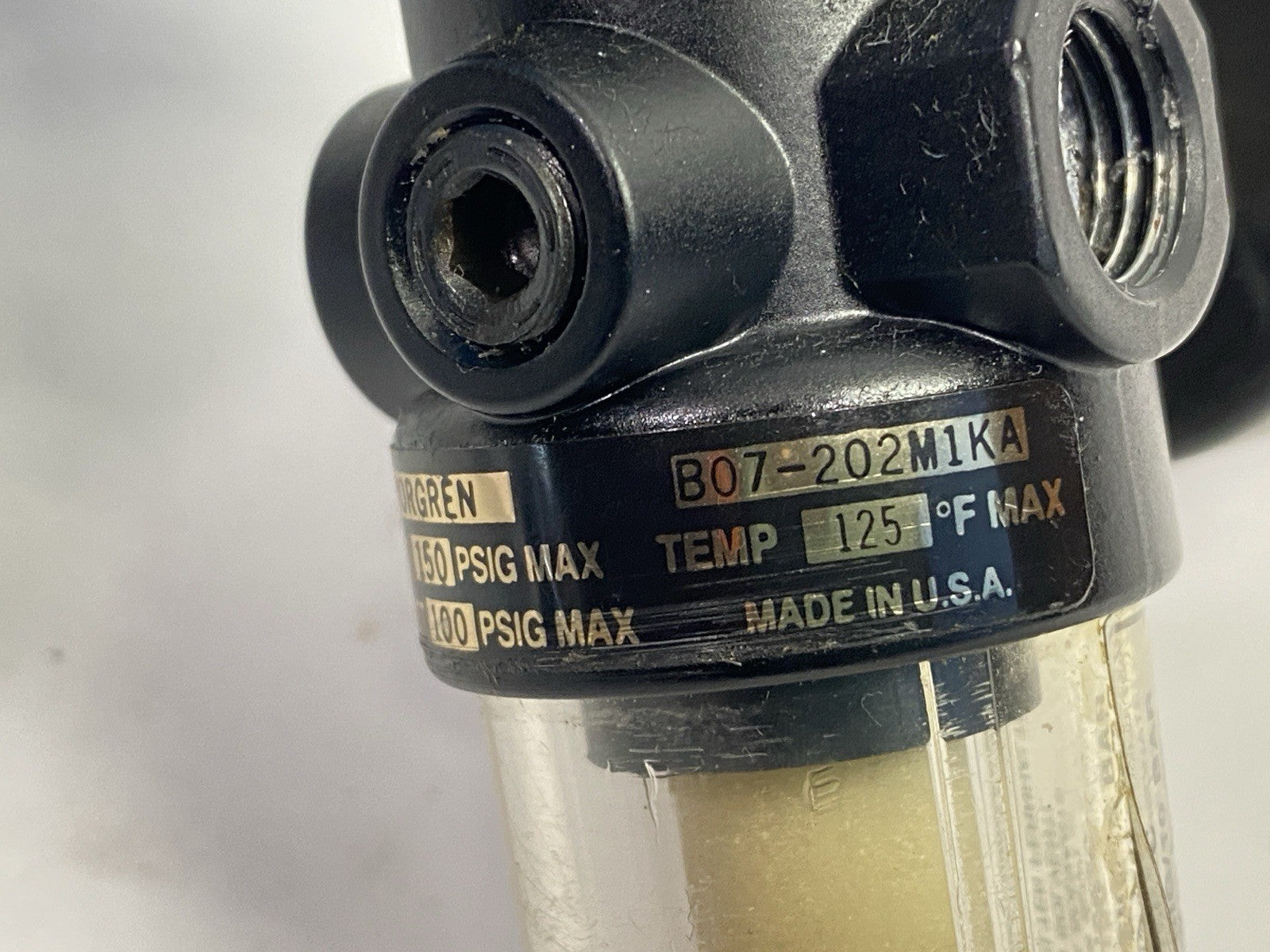 Norgren B07-202M1KA Pneumatic Filter Regulator 1/4" NPT - Maverick Industrial Sales