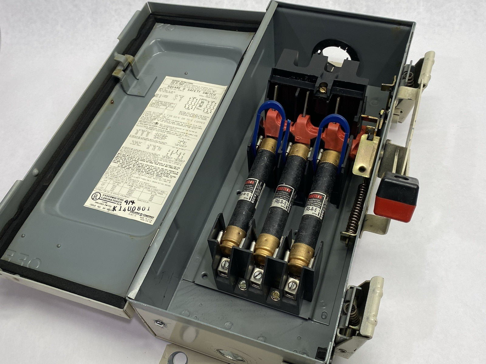 H361A | Schneider Square D Safety Switch, Heavy duty, Fusible, 30A, 3-Pole, 20HP - Used - Maverick Industrial Sales