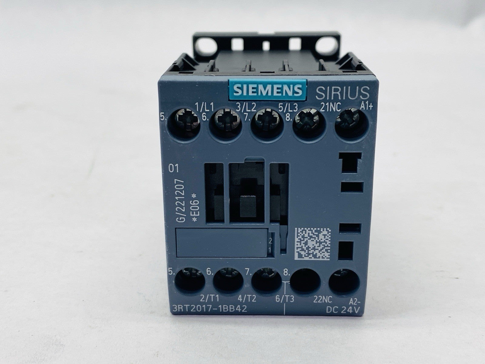 Siemens 3RT2017-1BB42 Power Contactor 3-Pole 12A 5.5kW 400V 24VDC - Maverick Industrial Sales