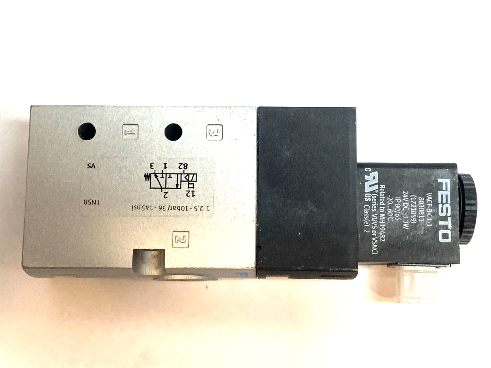 VUVS-L25-M32C-MD-G14-F8-1C1 | Festo Solenoid Valve 3/2 24VDC 575477 - New – Open box - Maverick Industrial Sales