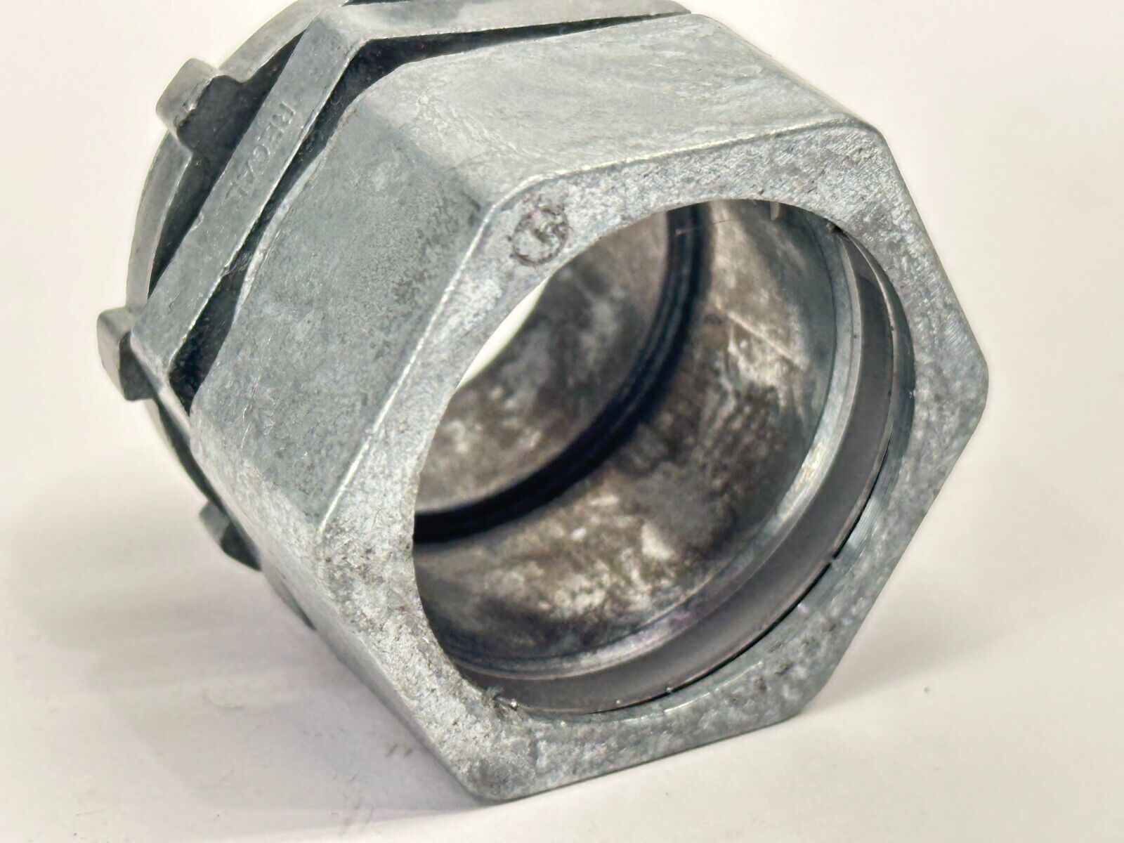 Regal 5394-60400 604 E.M.T. Connector Compression Type 1-1/4" - Maverick Industrial Sales