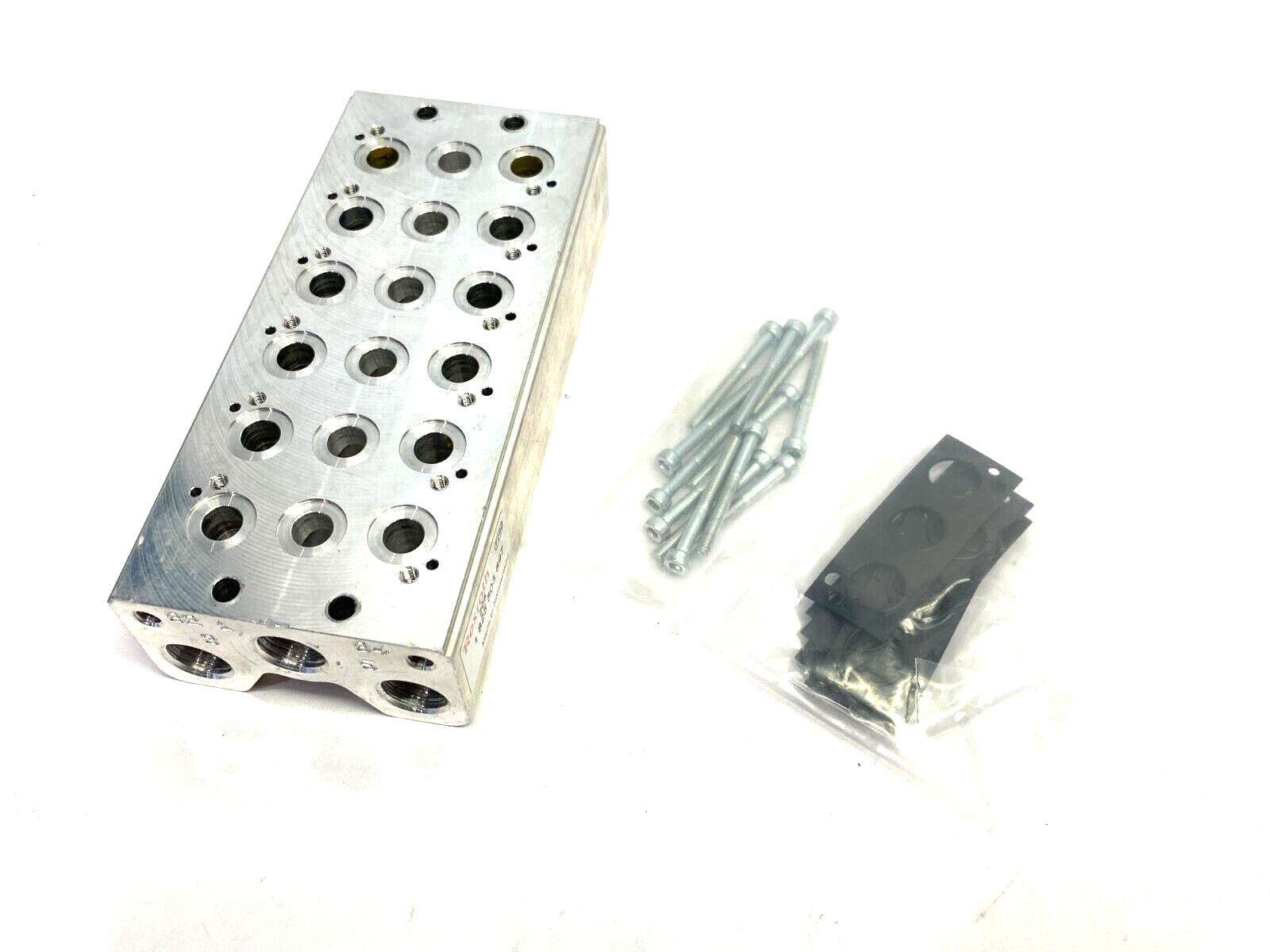 Bosch Rexroth 1825503897 Pneumatic Manifold Assembly Plate 6-Station - Maverick Industrial Sales