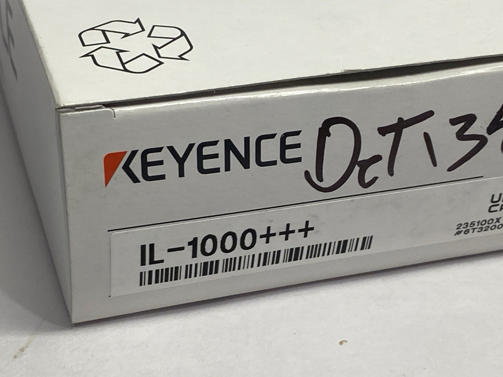 Keyence IL-1000 Analog Laser Sensor Amplifier Main Unit - Maverick Industrial Sales