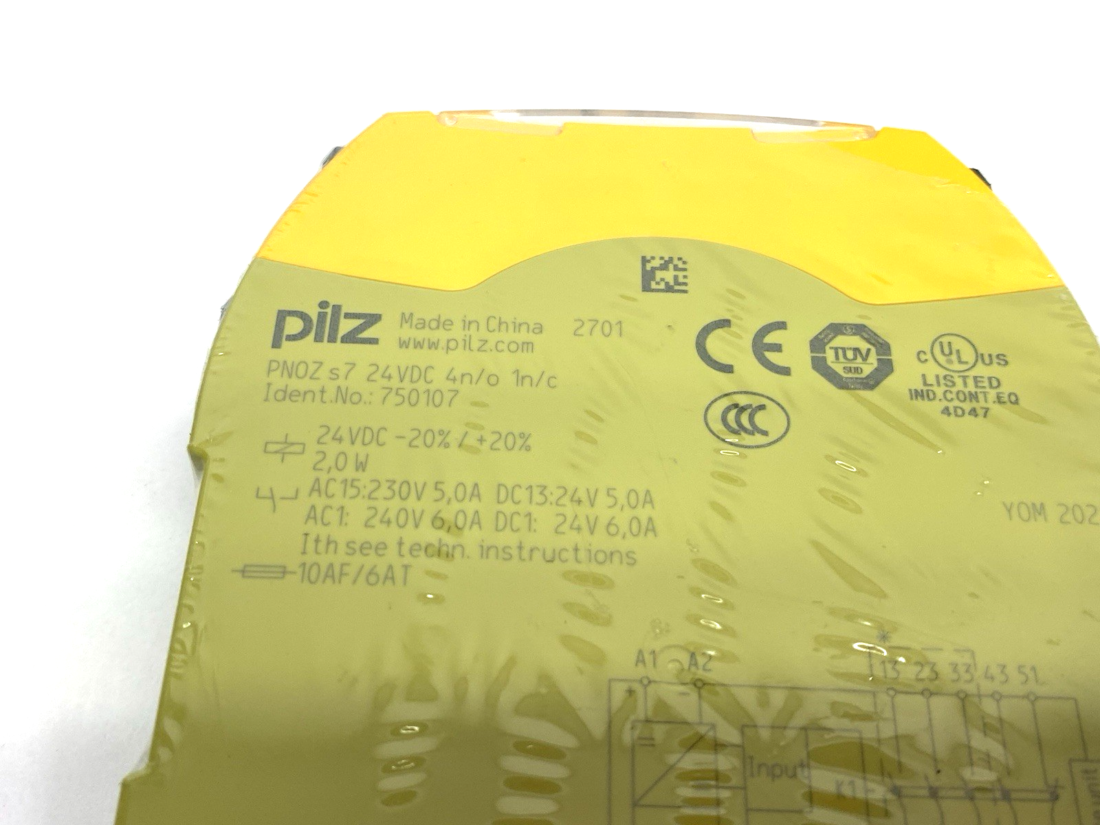 750107 | Pilz Sigma Contact Expansion Safety Relay PNOZ s7 24VDC 4 n/o 1 n/c - New – Open box - Maverick Industrial Sales
