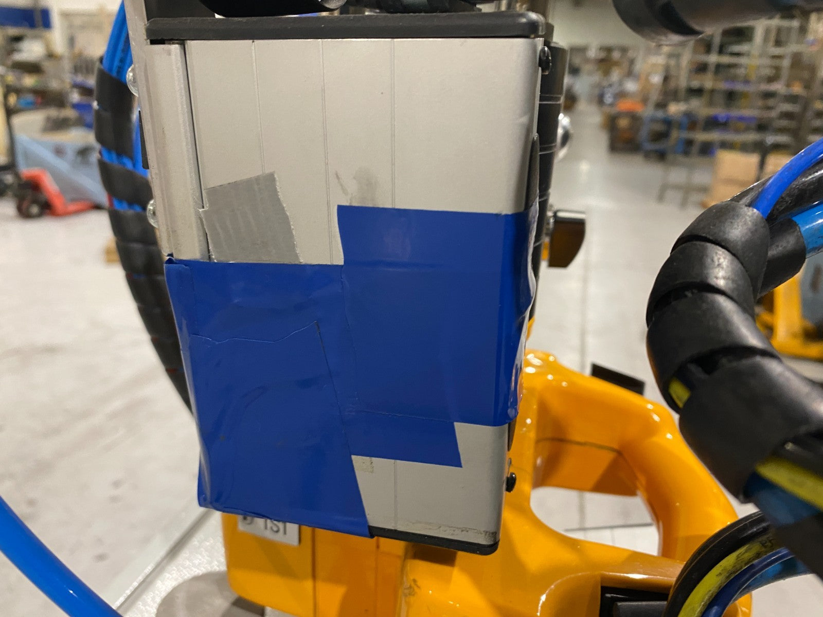 Zache Handling GV 50 50 Kg Manipulator - Used - Maverick Industrial Sales