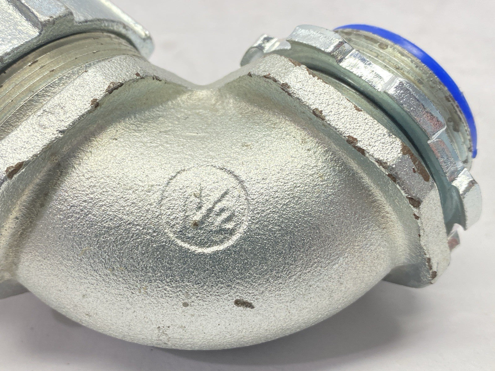 Thomas & Betts 5256 Liquidtight Conduit Fitting 90 Degrees 1-1/2" - Maverick Industrial Sales