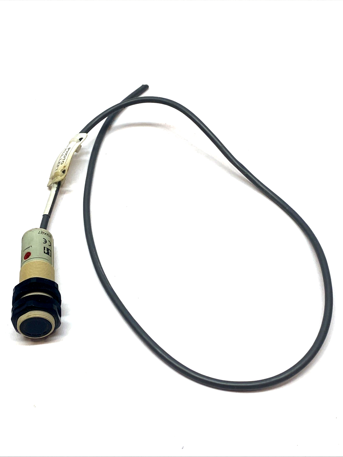 E3F2-DS10B4-N | Omron Photoelectric Sensor Diffuse 0.1m PNP 10-30VDC - Used - Maverick Industrial Sales