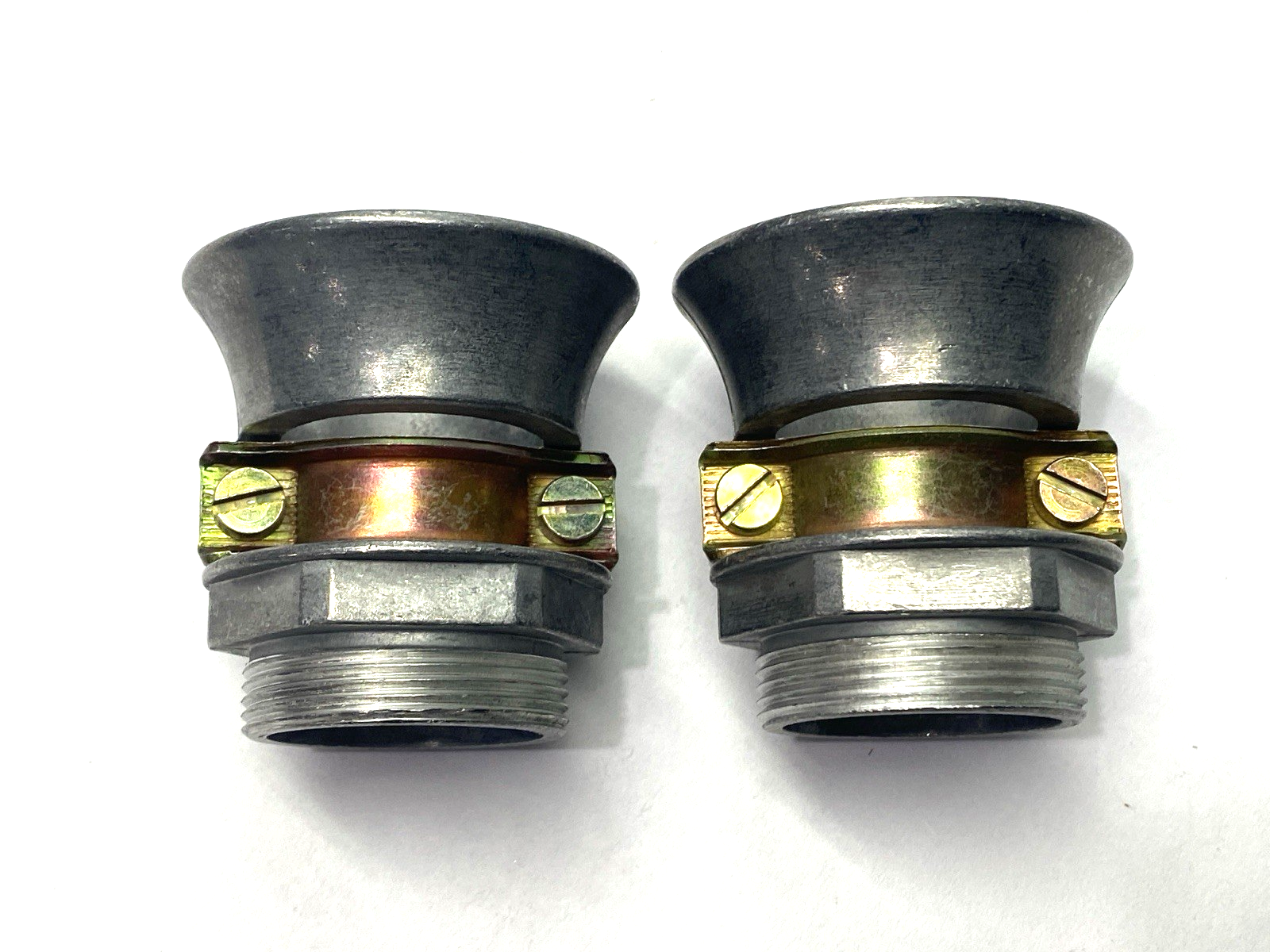 Bellmouth Cable Gland Clamp 1-3/16" Cable Opening LOT OF 2 - Maverick Industrial Sales