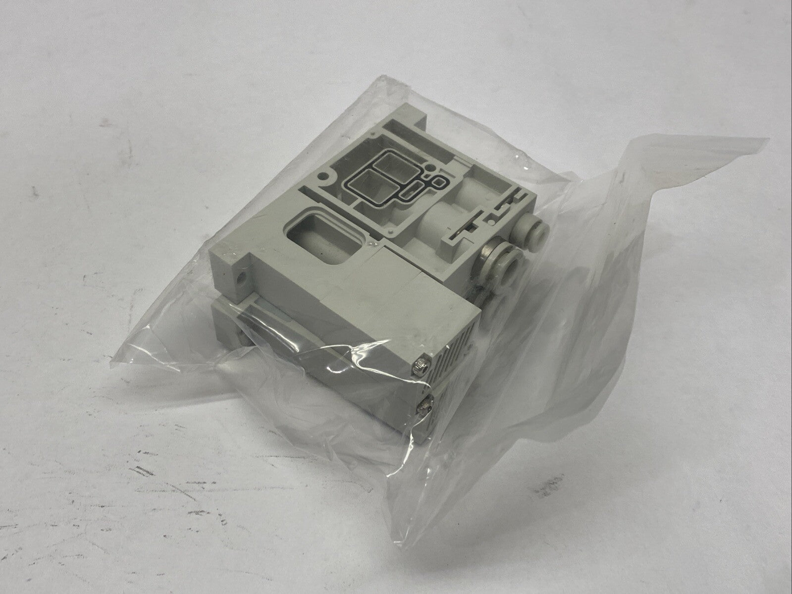 SMC ZZQ104-BSB Pneumatic Manifold Vacuum Ejector - Maverick Industrial Sales