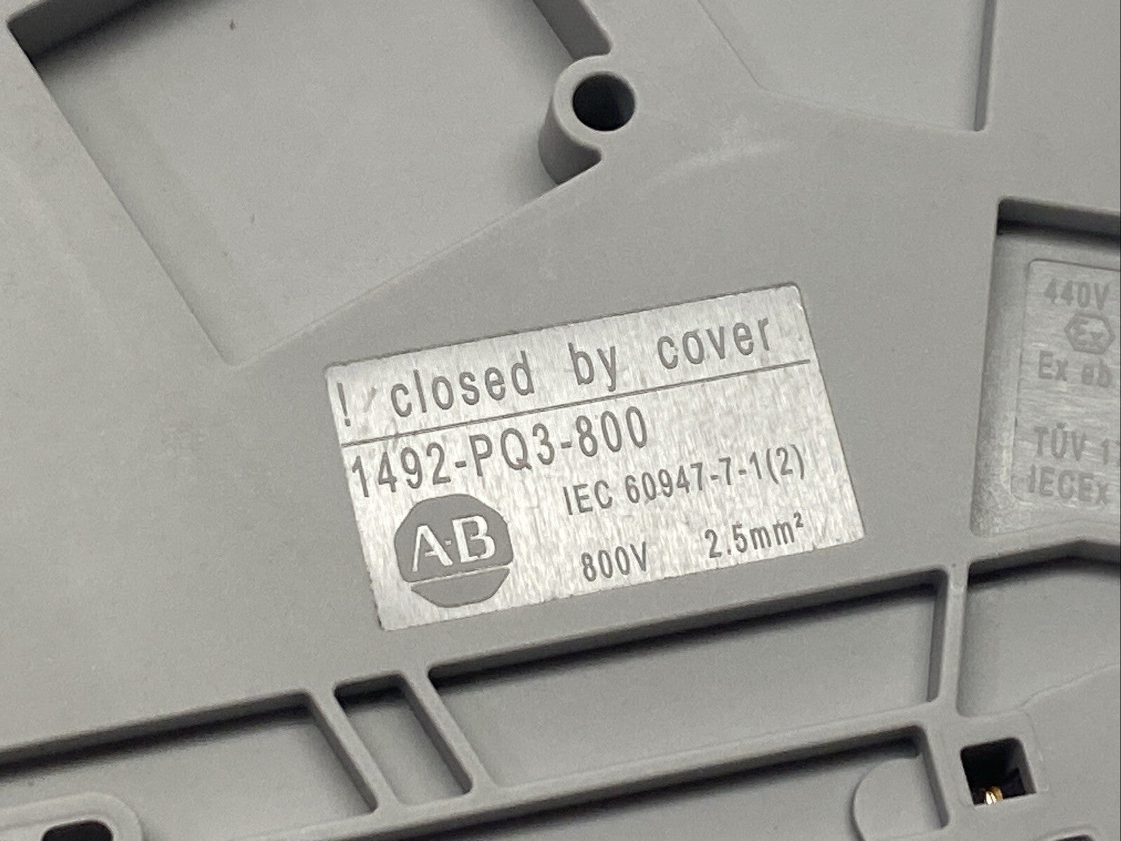 Allen Bradley 1492-PQ3-800 Feed Through Terminal Block 600V LOT OF 3 - Maverick Industrial Sales