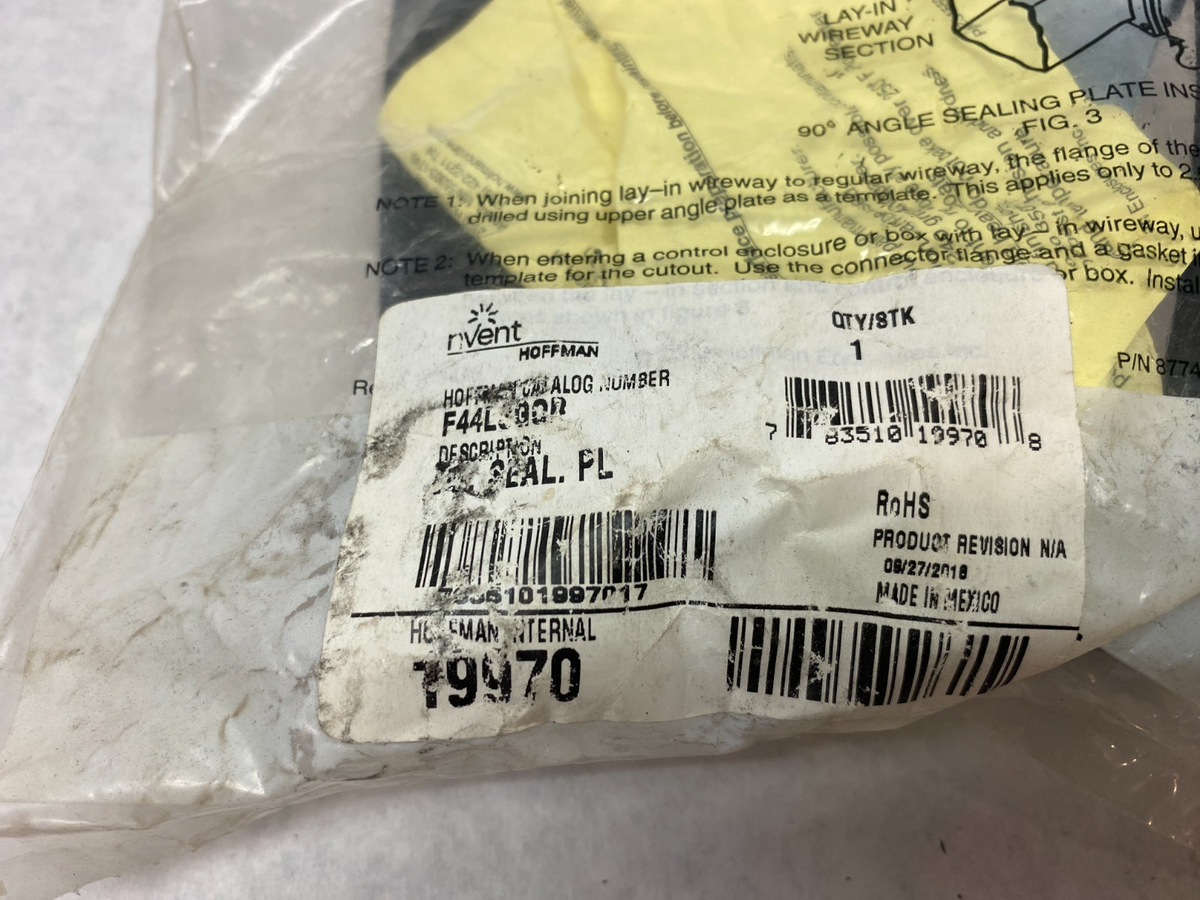 Hoffman F44LSGQR Quick-Release Flat Plate Sealing Kit for Wireway - Maverick Industrial Sales